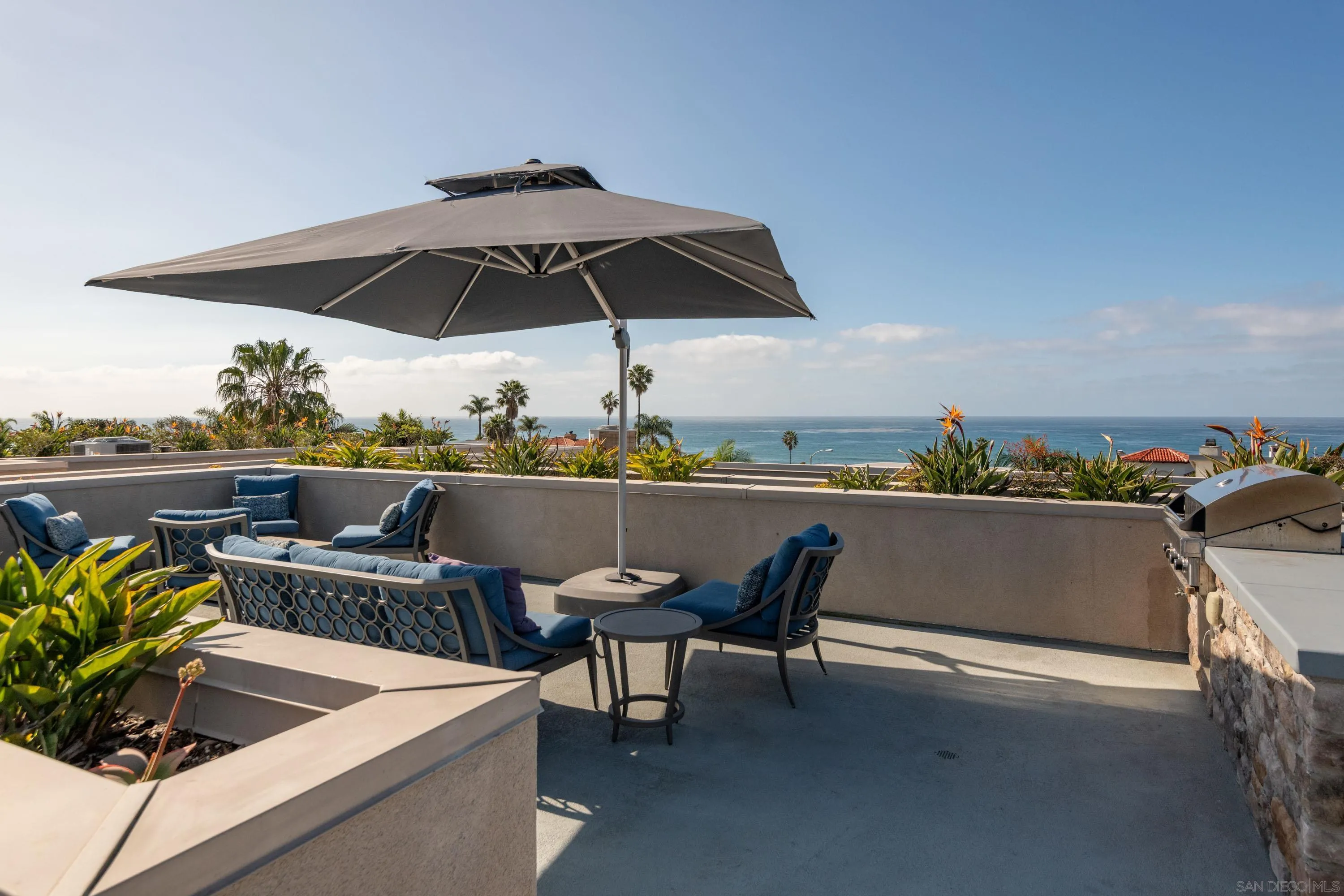5702 La Jolla Blvd Unit: 209