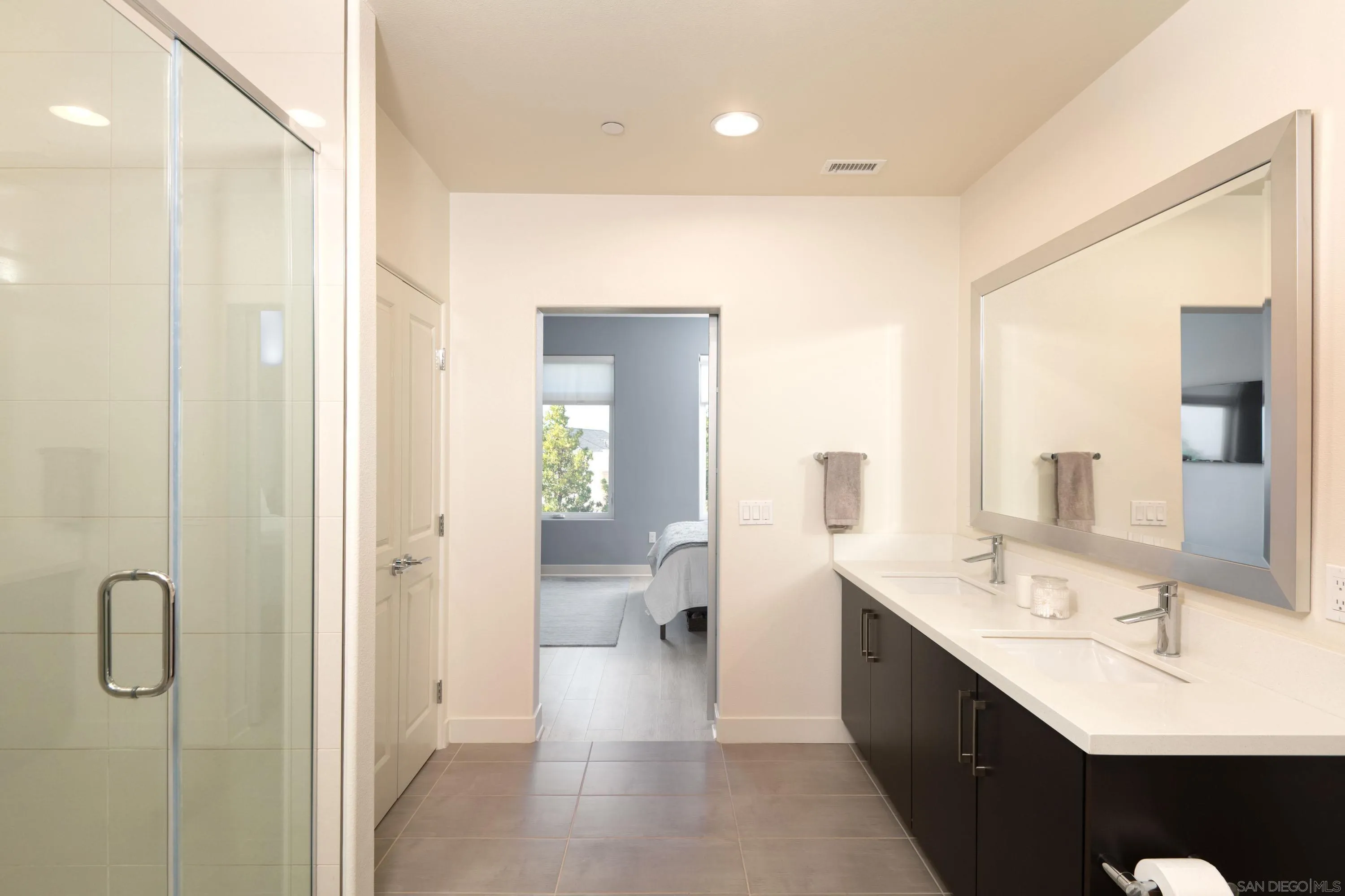5702 La Jolla Blvd Unit: 209