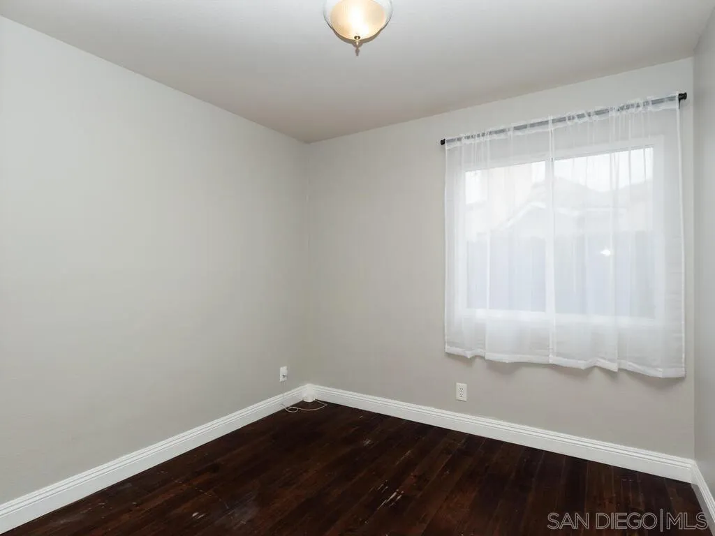 32453 Enriqueta Cir