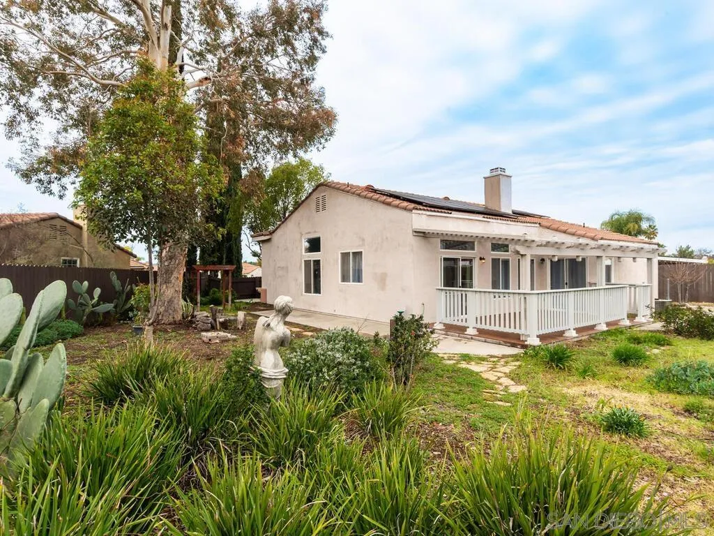 32453 Enriqueta Cir