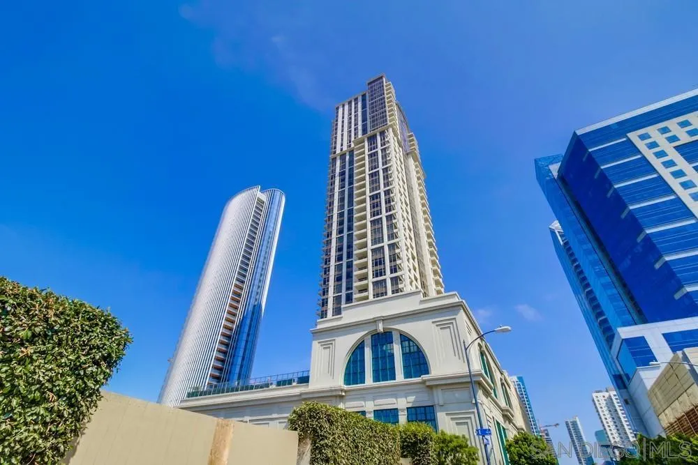 700 W W E St Unit 1602