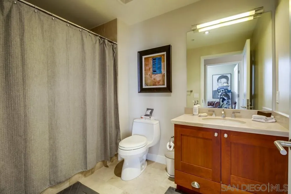700 W W E St Unit 1602