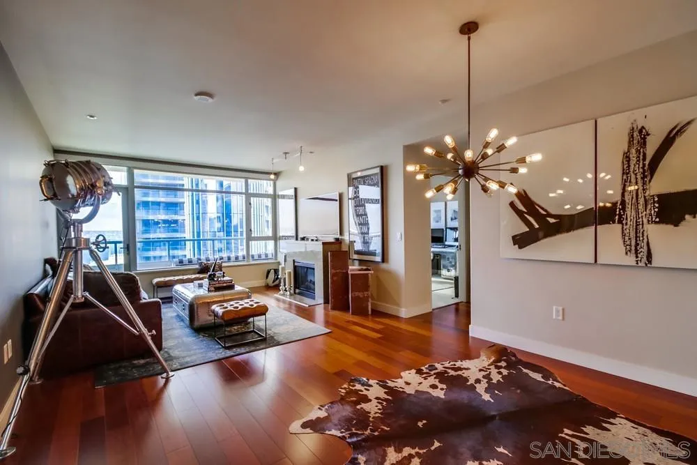 700 W W E St Unit 1602