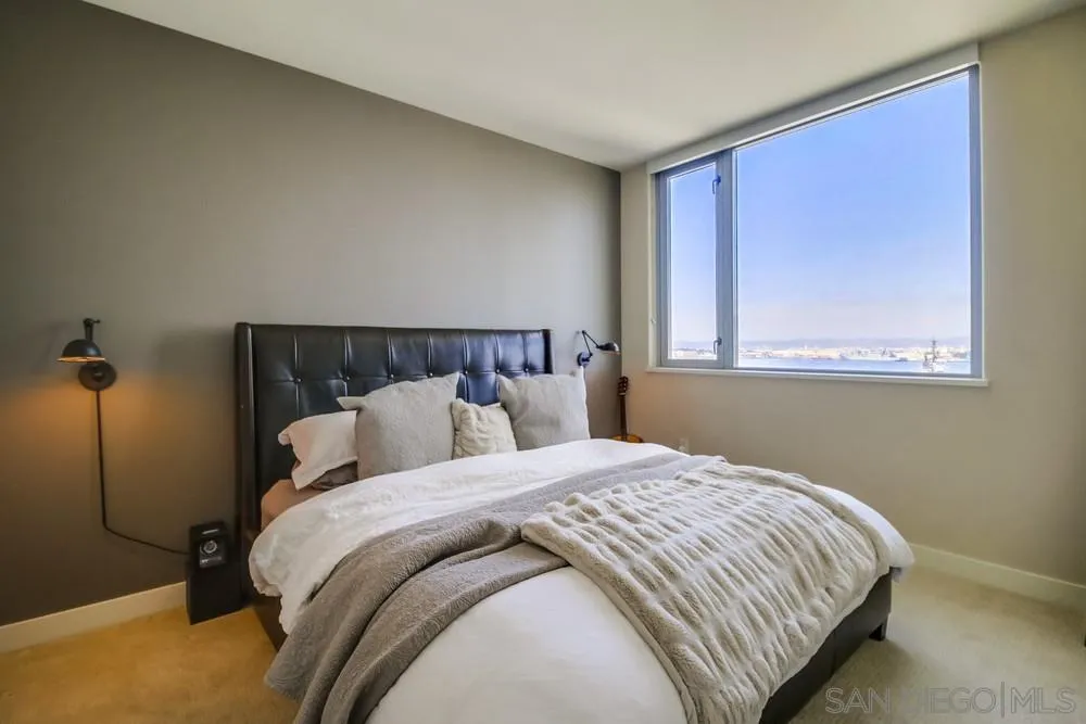 700 W W E St Unit 1602