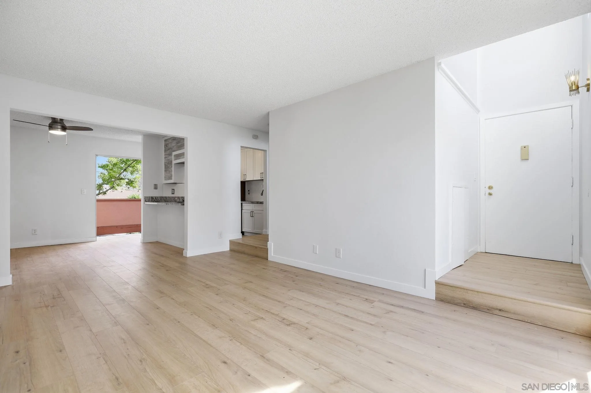 3262 Ashford St Unit F
