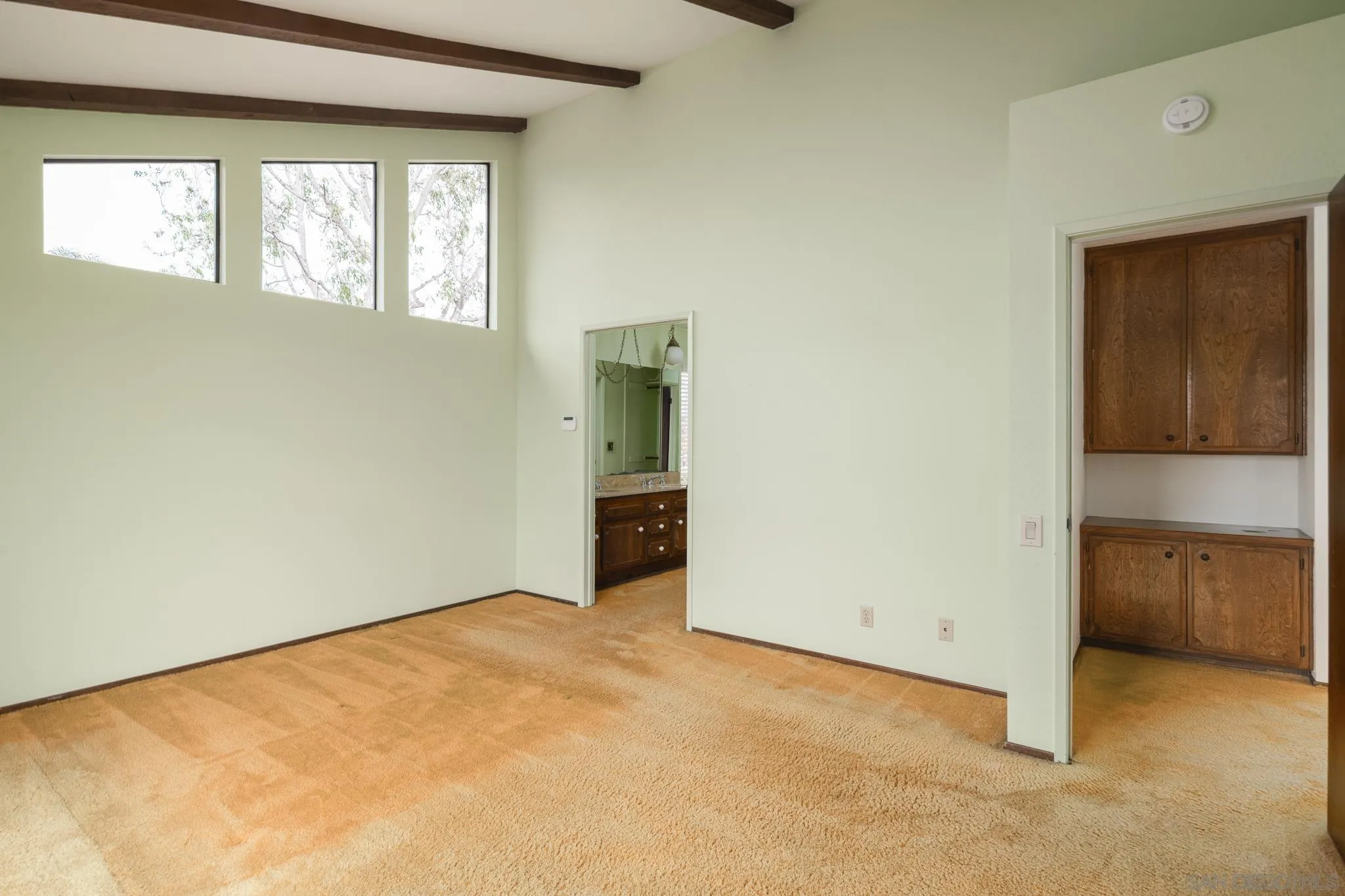 2712 Mateo Pl