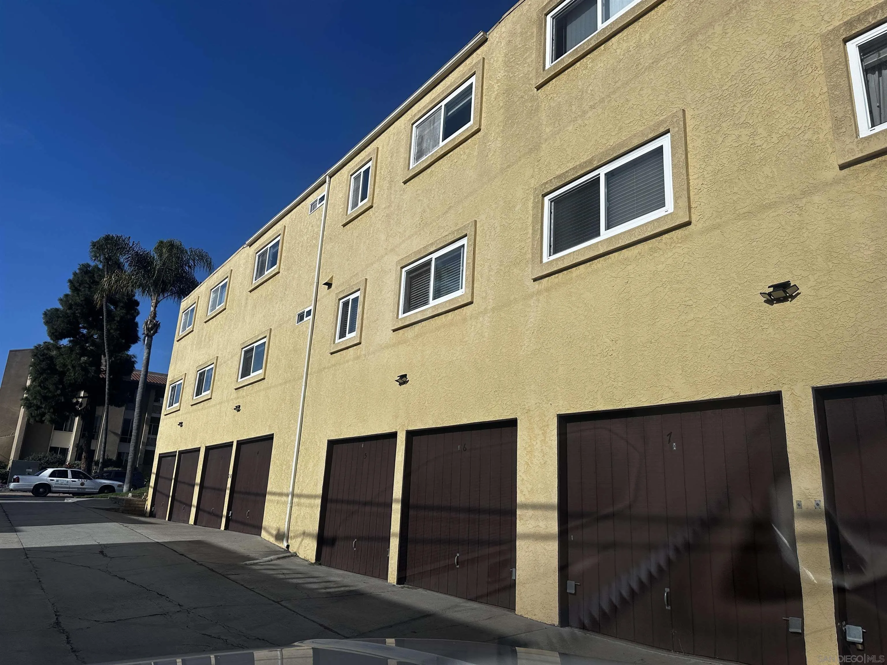 1915 Emerald St Unit F