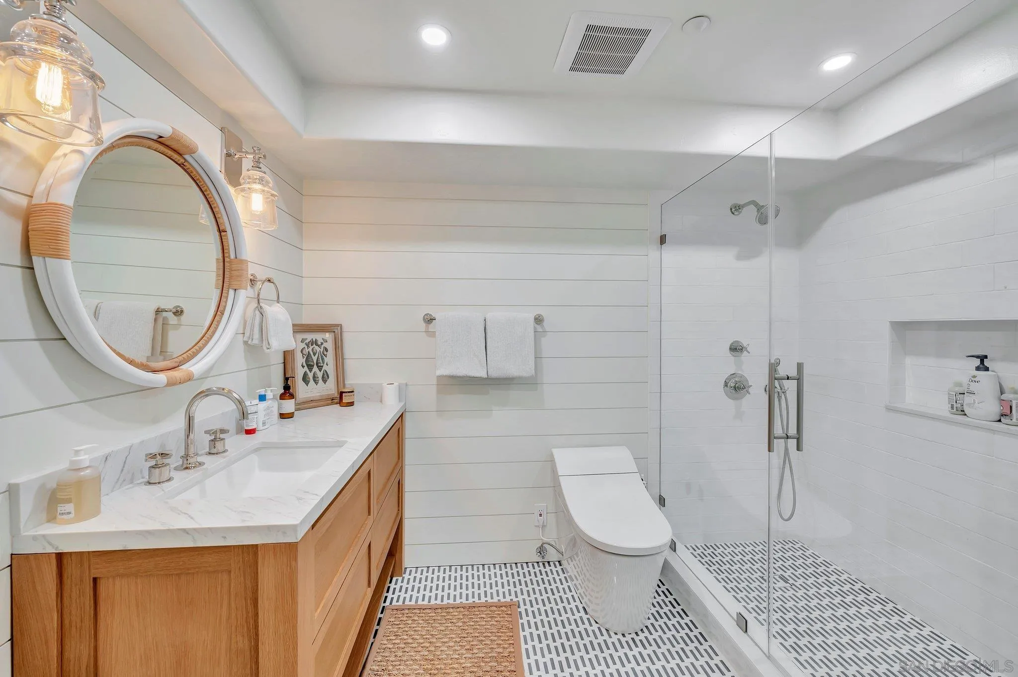202 Coast Blvd Unit 8