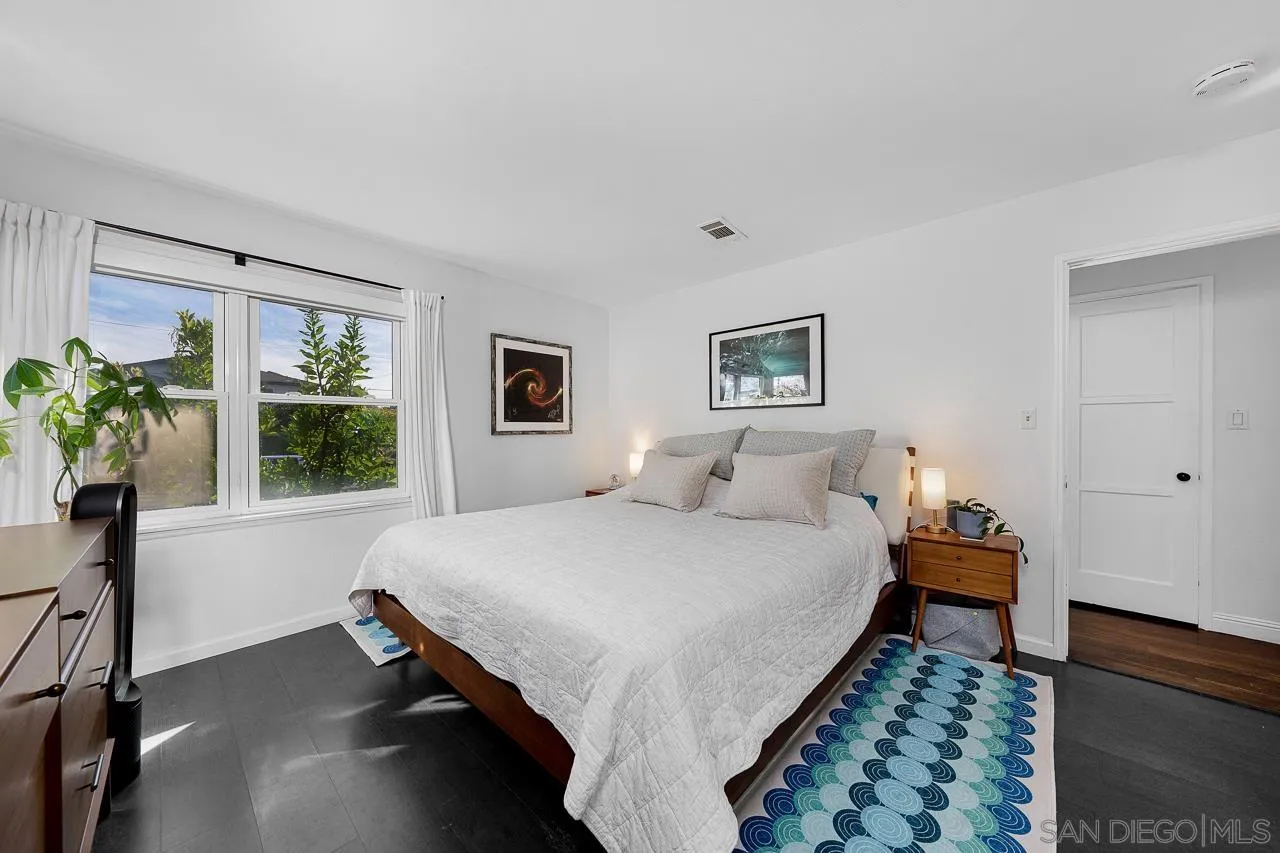 3160 Olive Steet