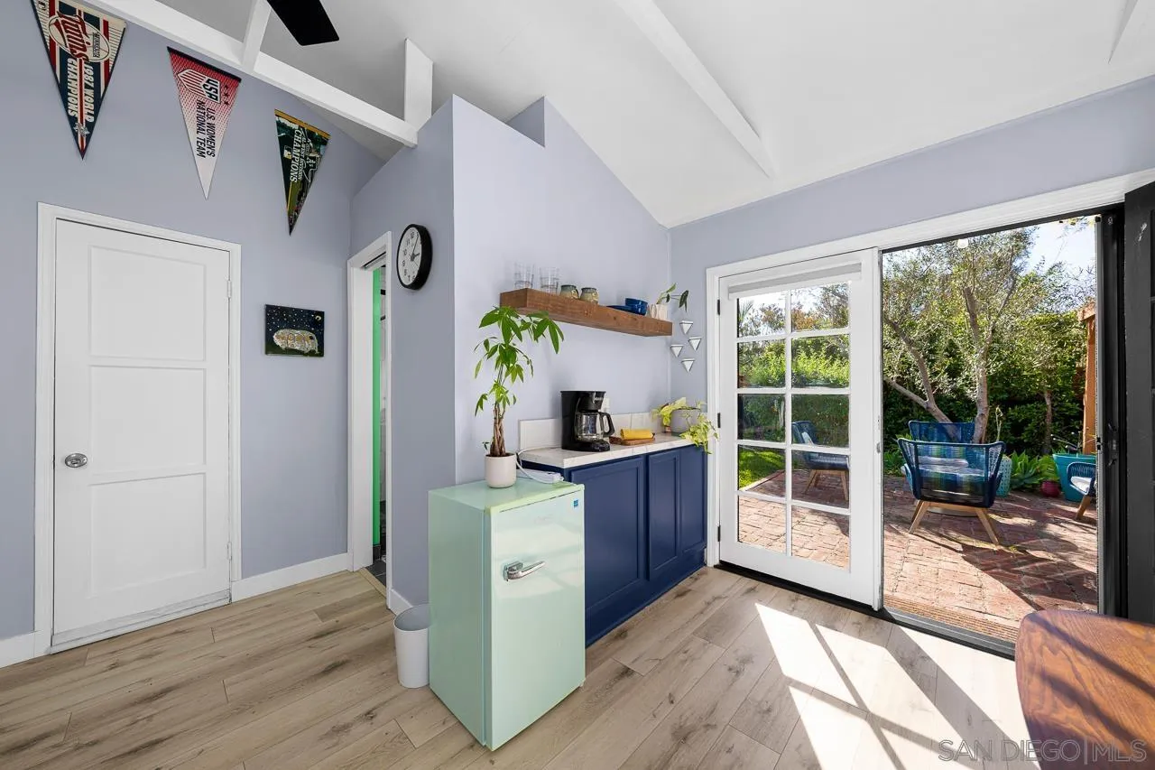 3160 Olive Steet