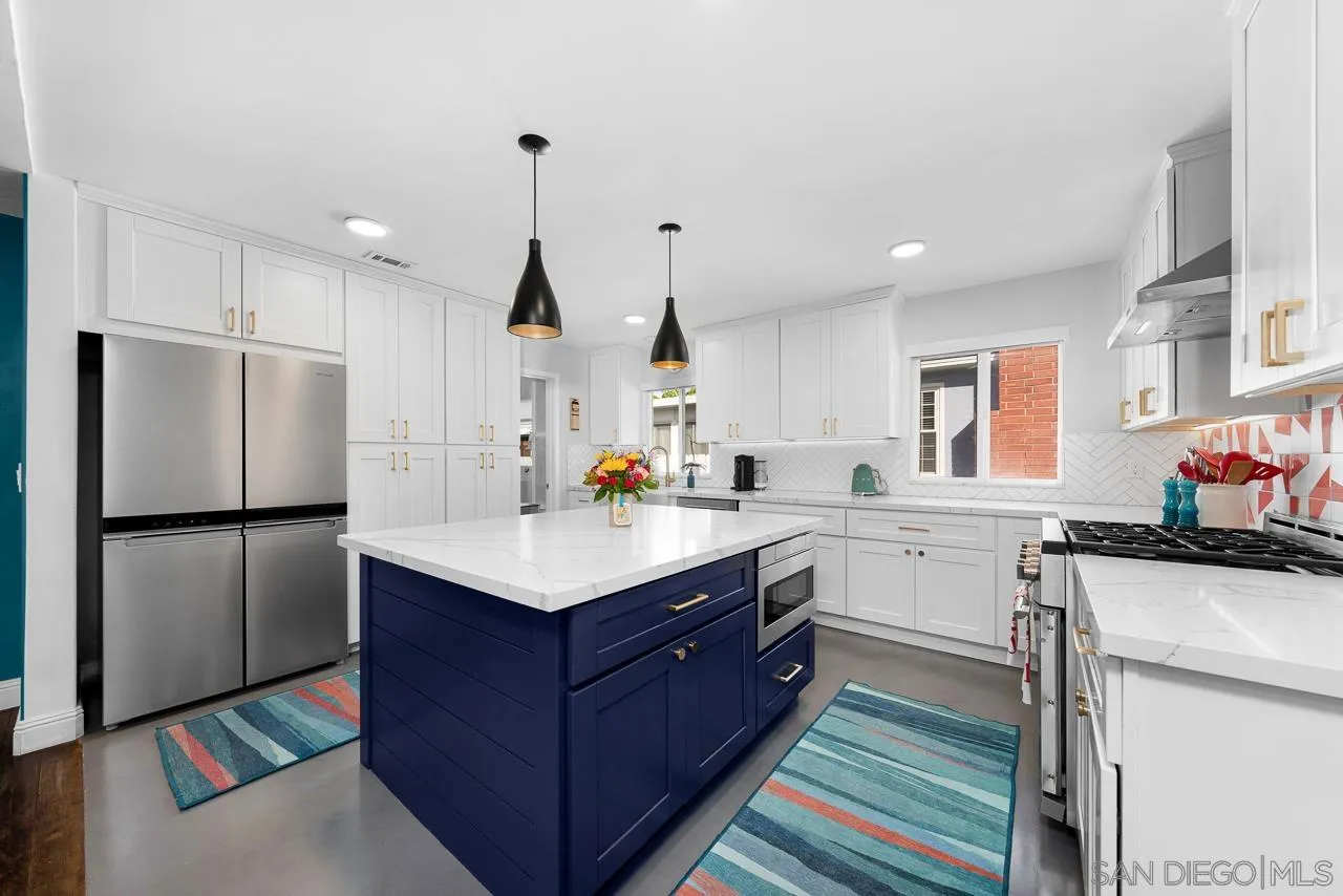 3160 Olive Steet