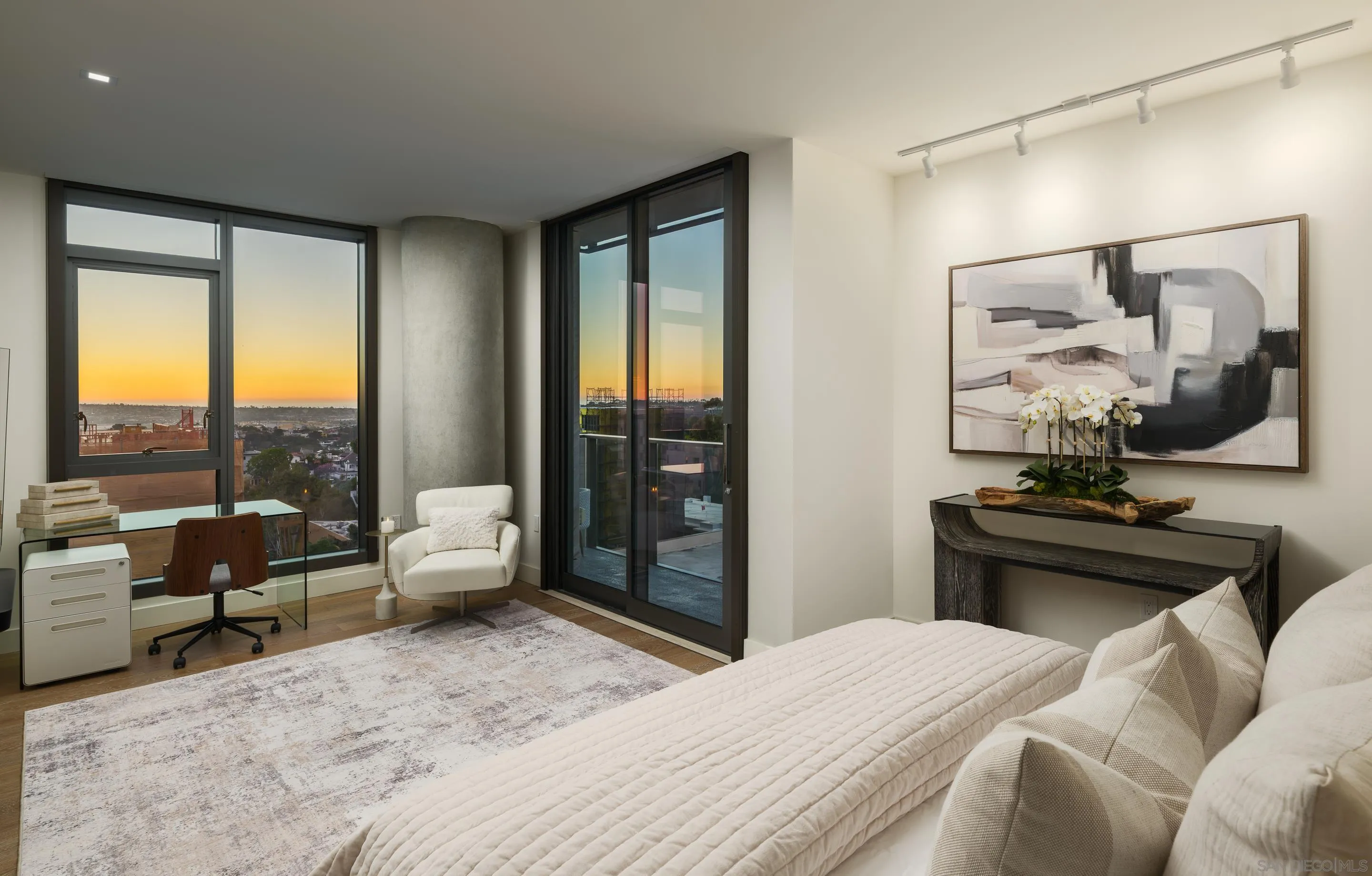 2855 5th Ave Unit 901