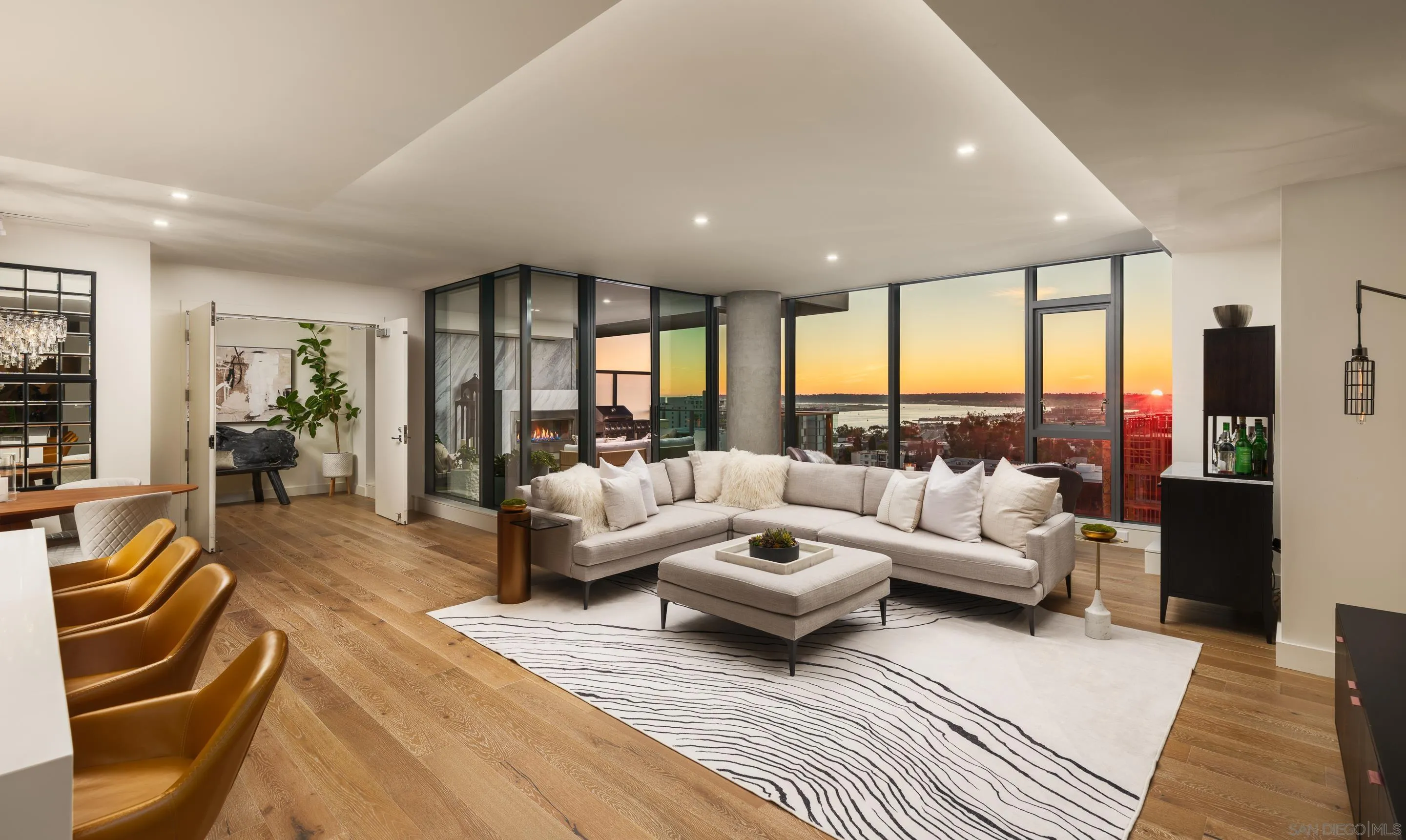 2855 5th Ave Unit 901