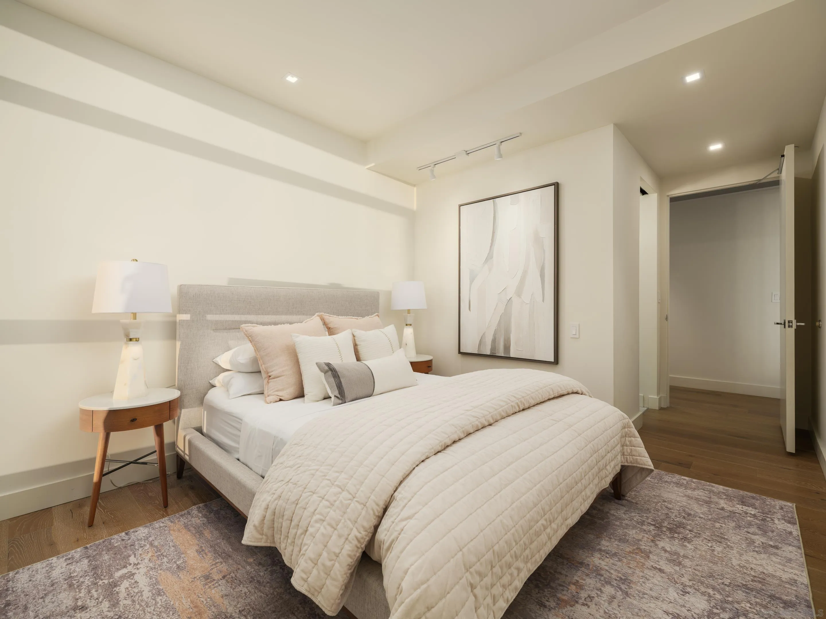 2855 5th Ave Unit 901