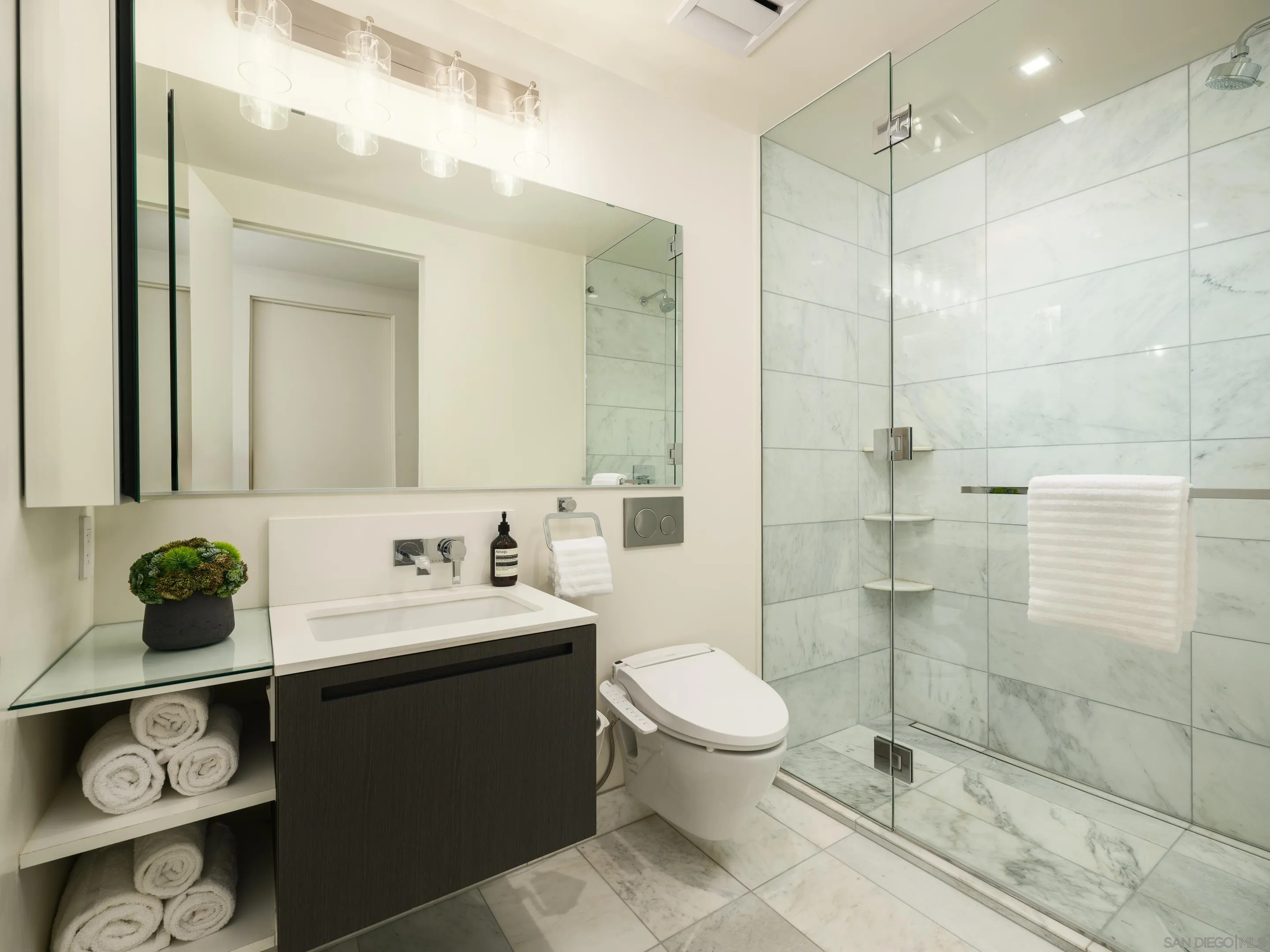 2855 5th Ave Unit 901