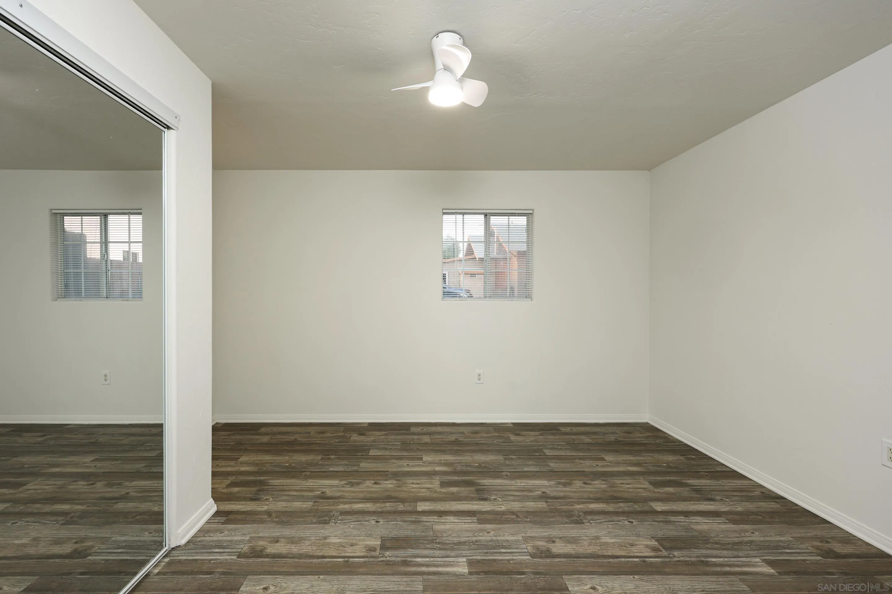 220-22 S Pardee St
