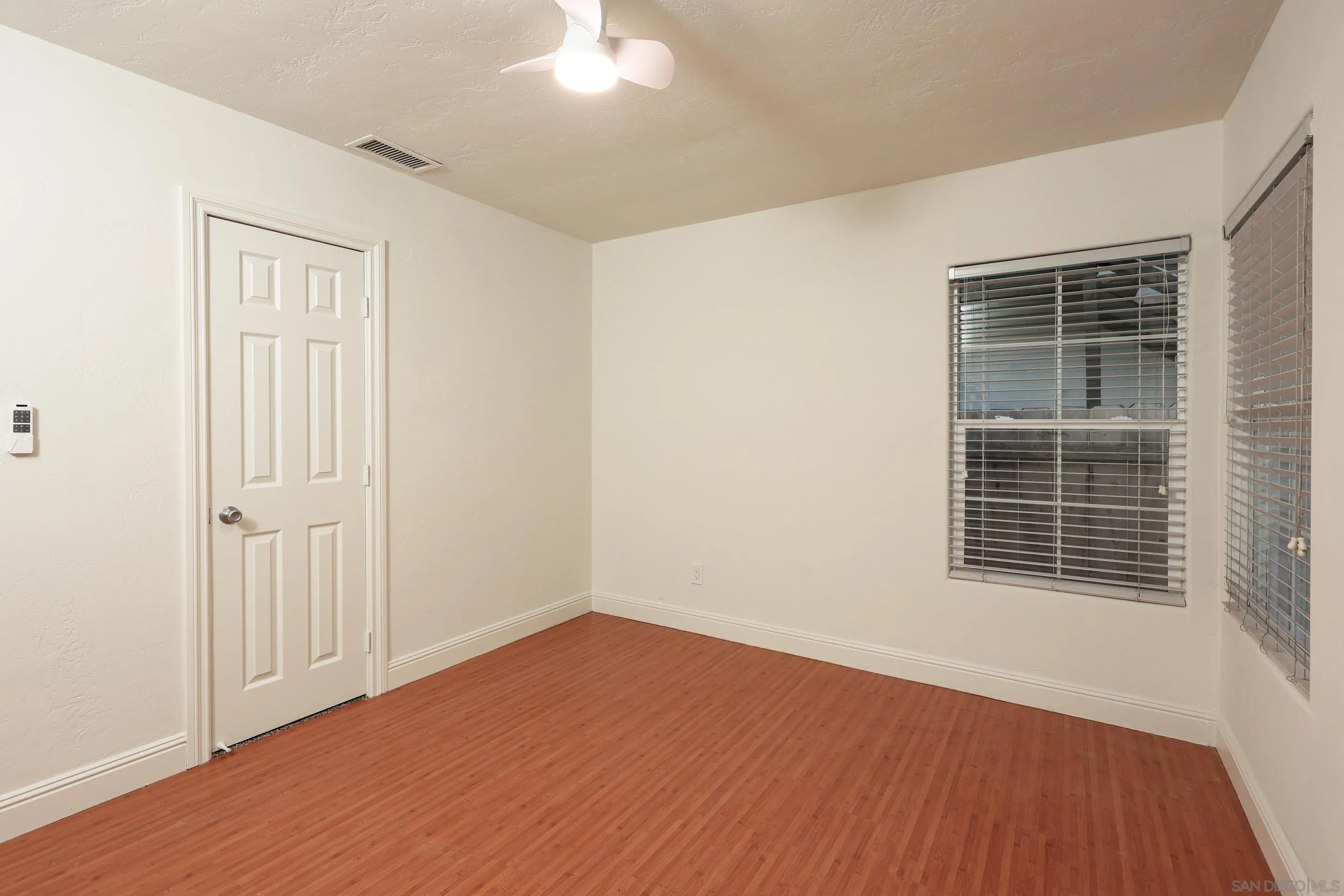 220-22 S Pardee St