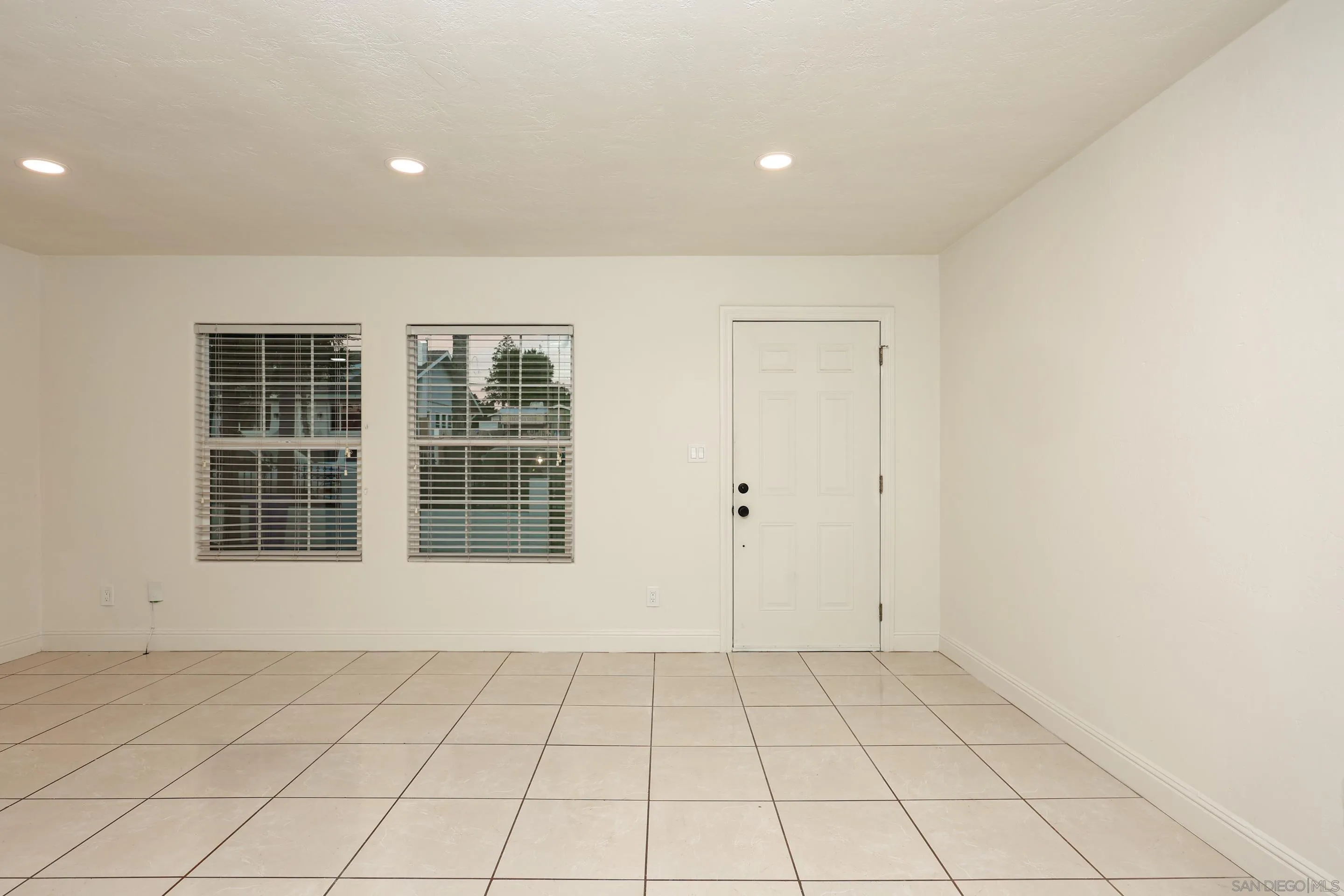 220-22 S Pardee St