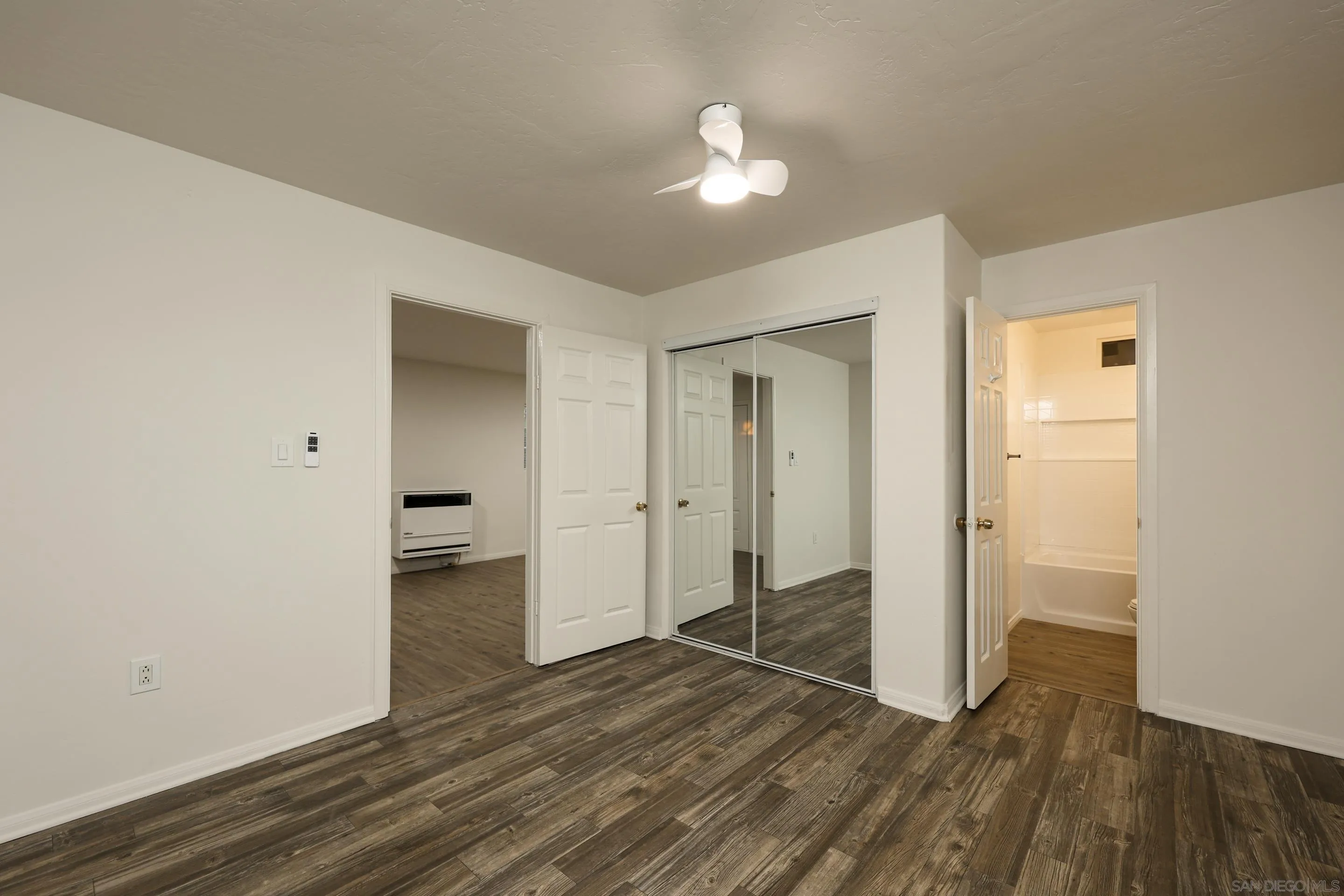 220-22 S Pardee St
