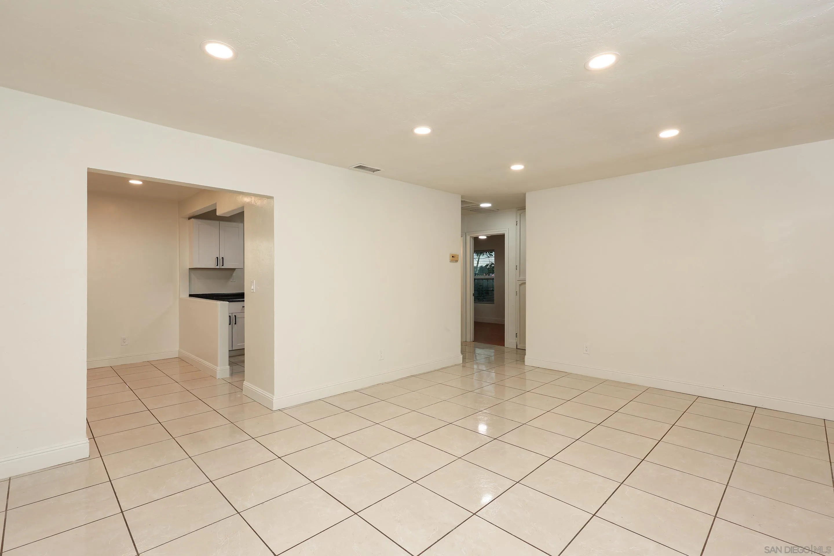 220-22 S Pardee St