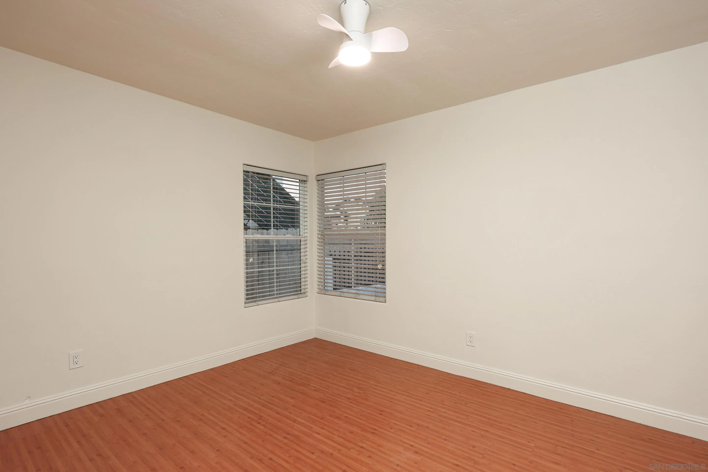 220-22 S Pardee St