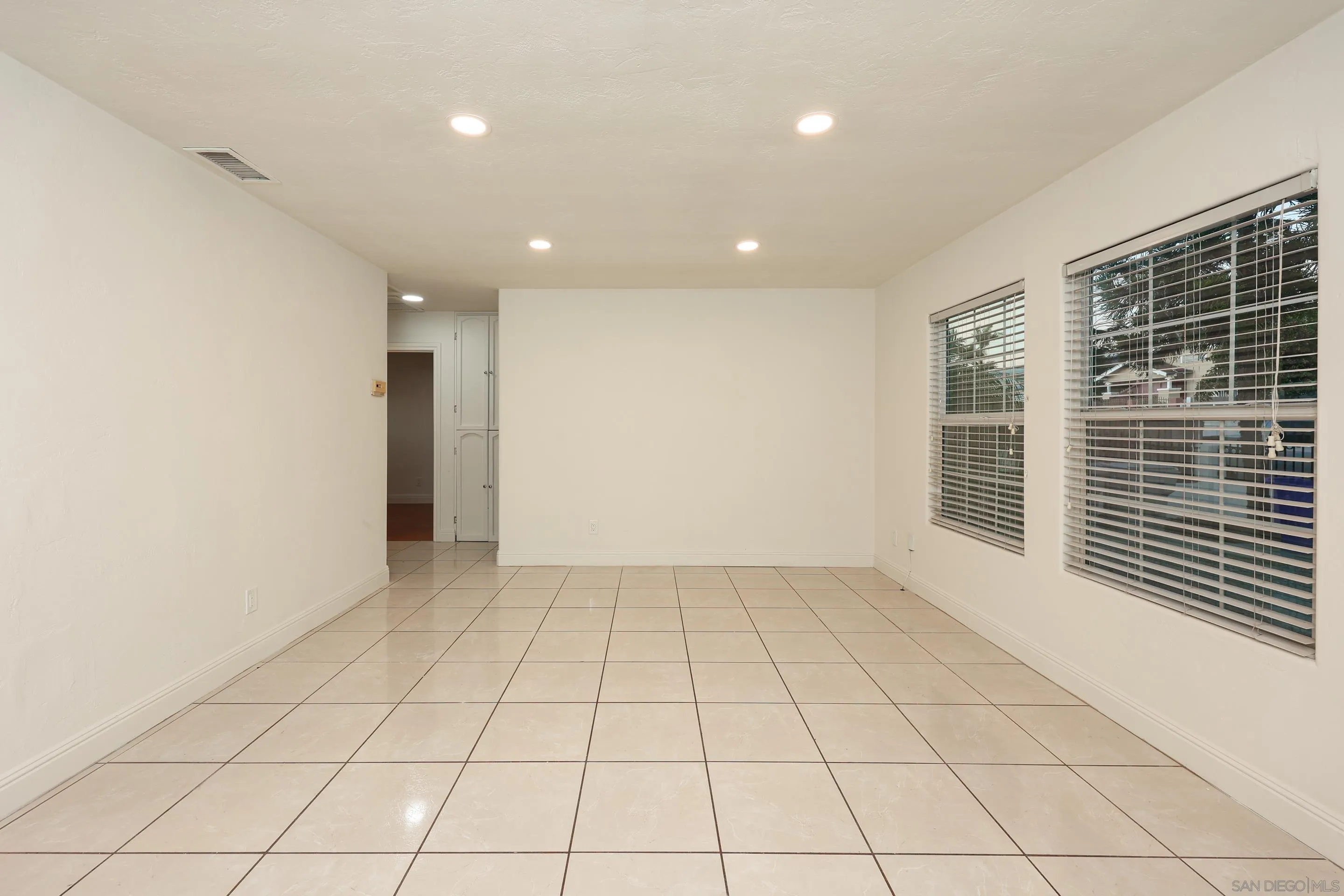 220-22 S Pardee St