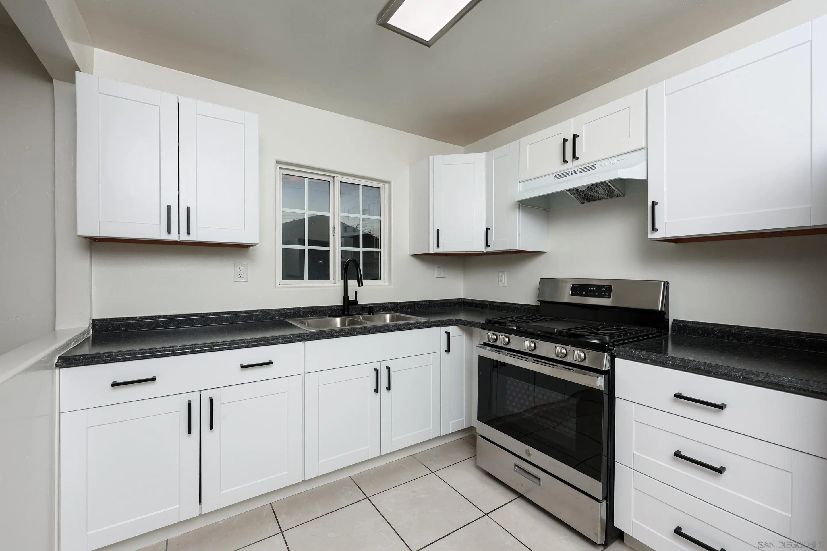220-22 S Pardee St