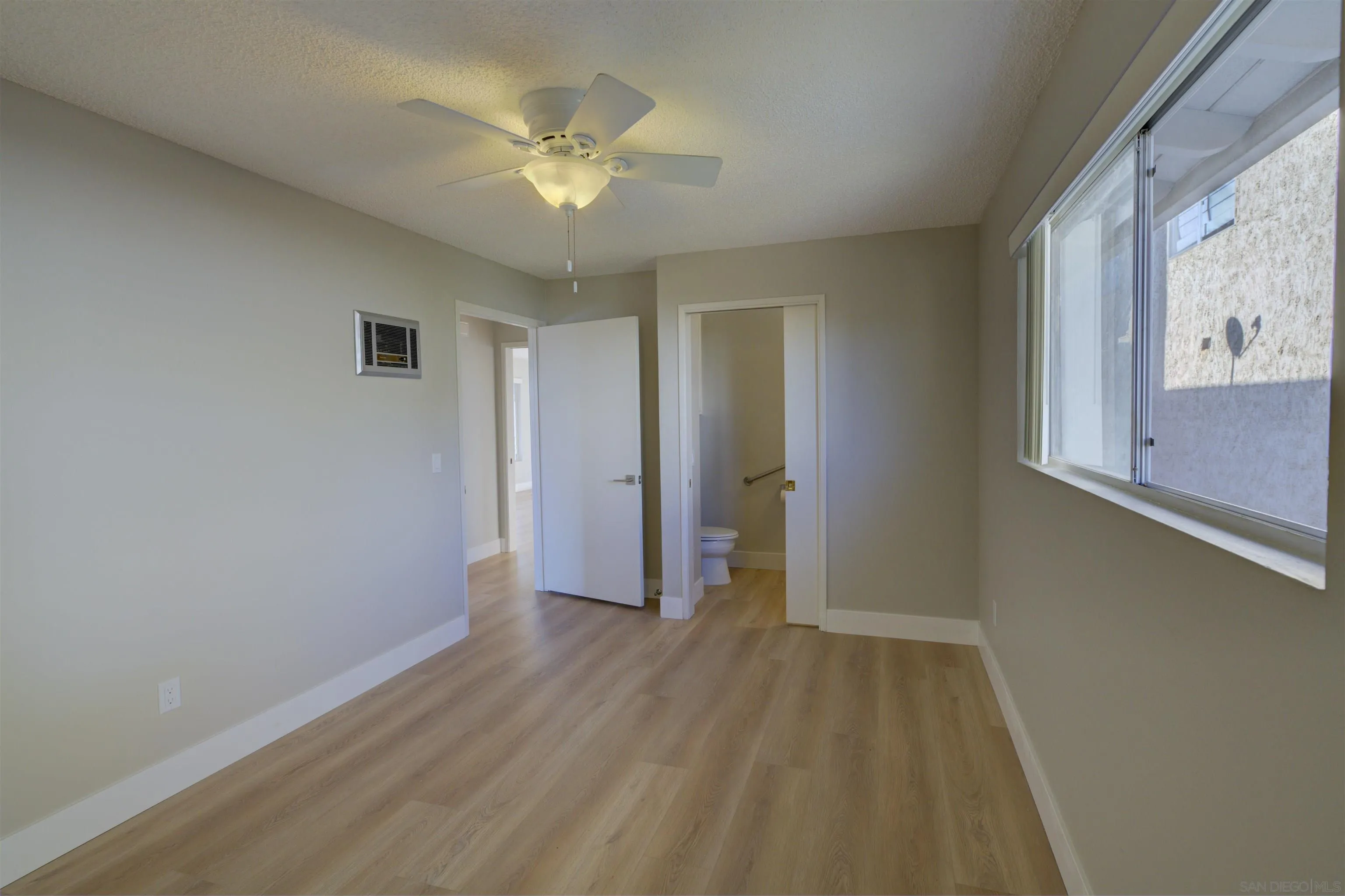 5949 Mildred St Unit 4