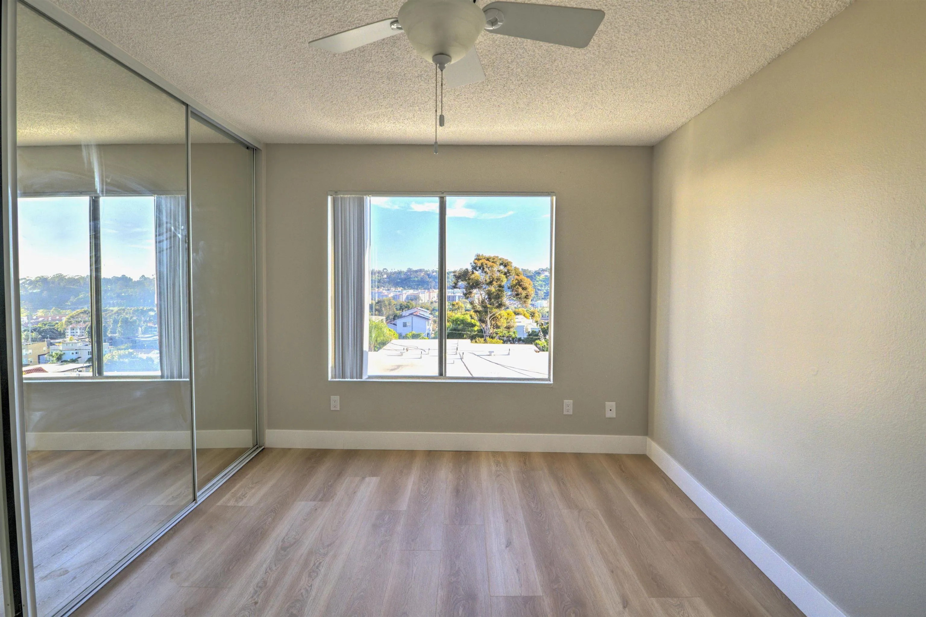 5949 Mildred St Unit 4