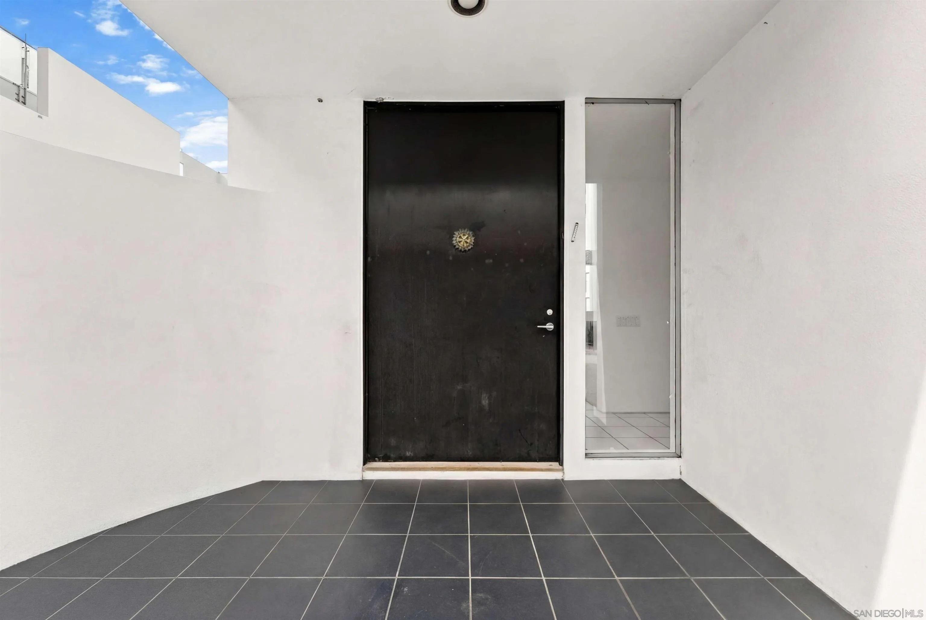 1550 Bluebird Ln