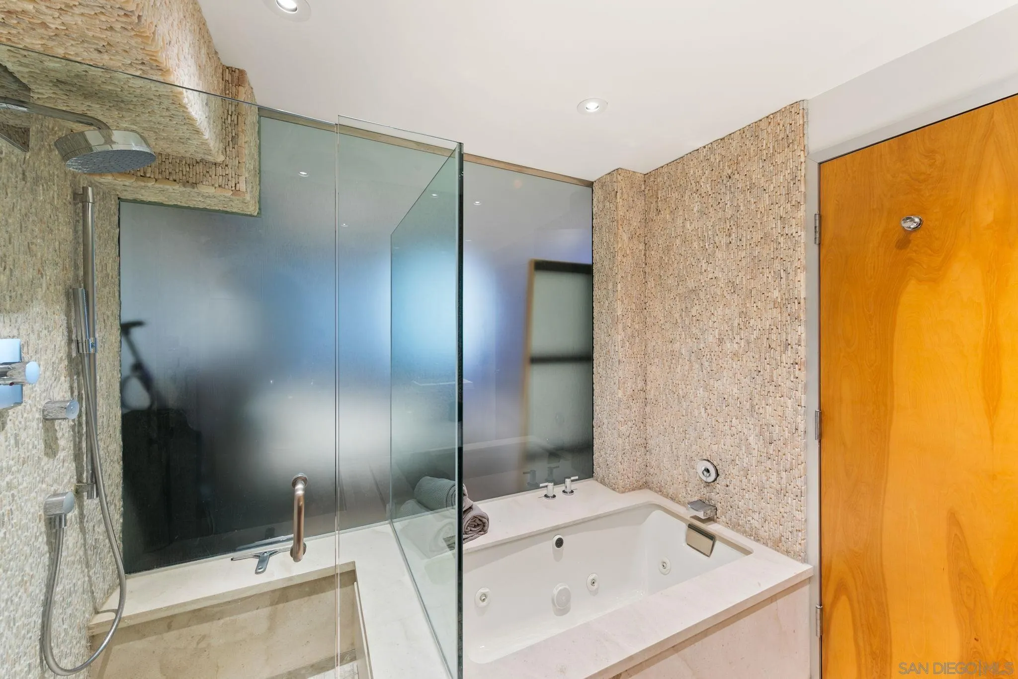 3033 India St. Unit 6