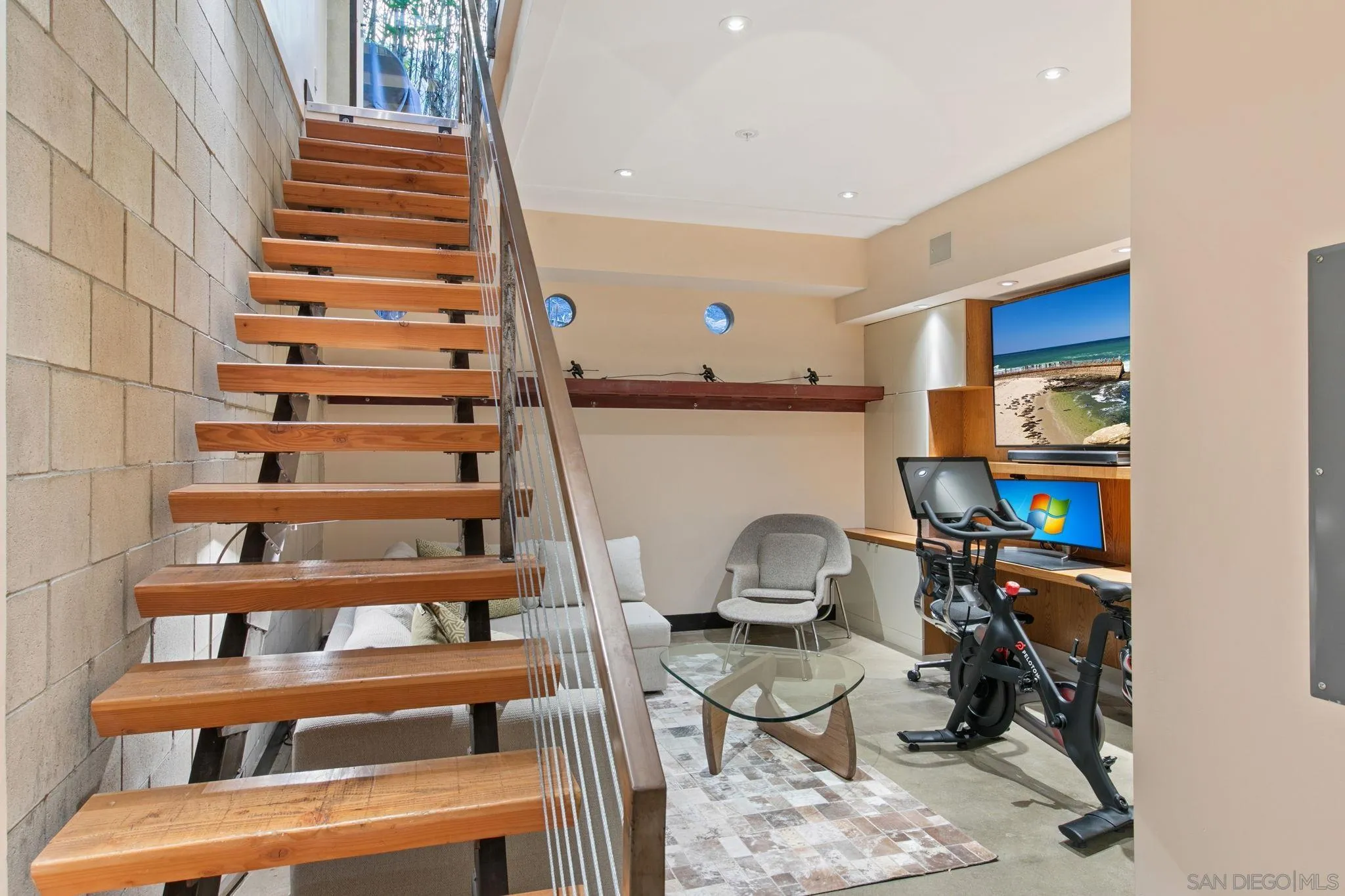 3033 India St. Unit 6