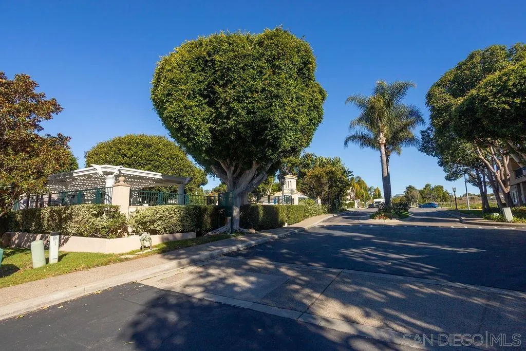 7224 Shoreline Dr Unit 171