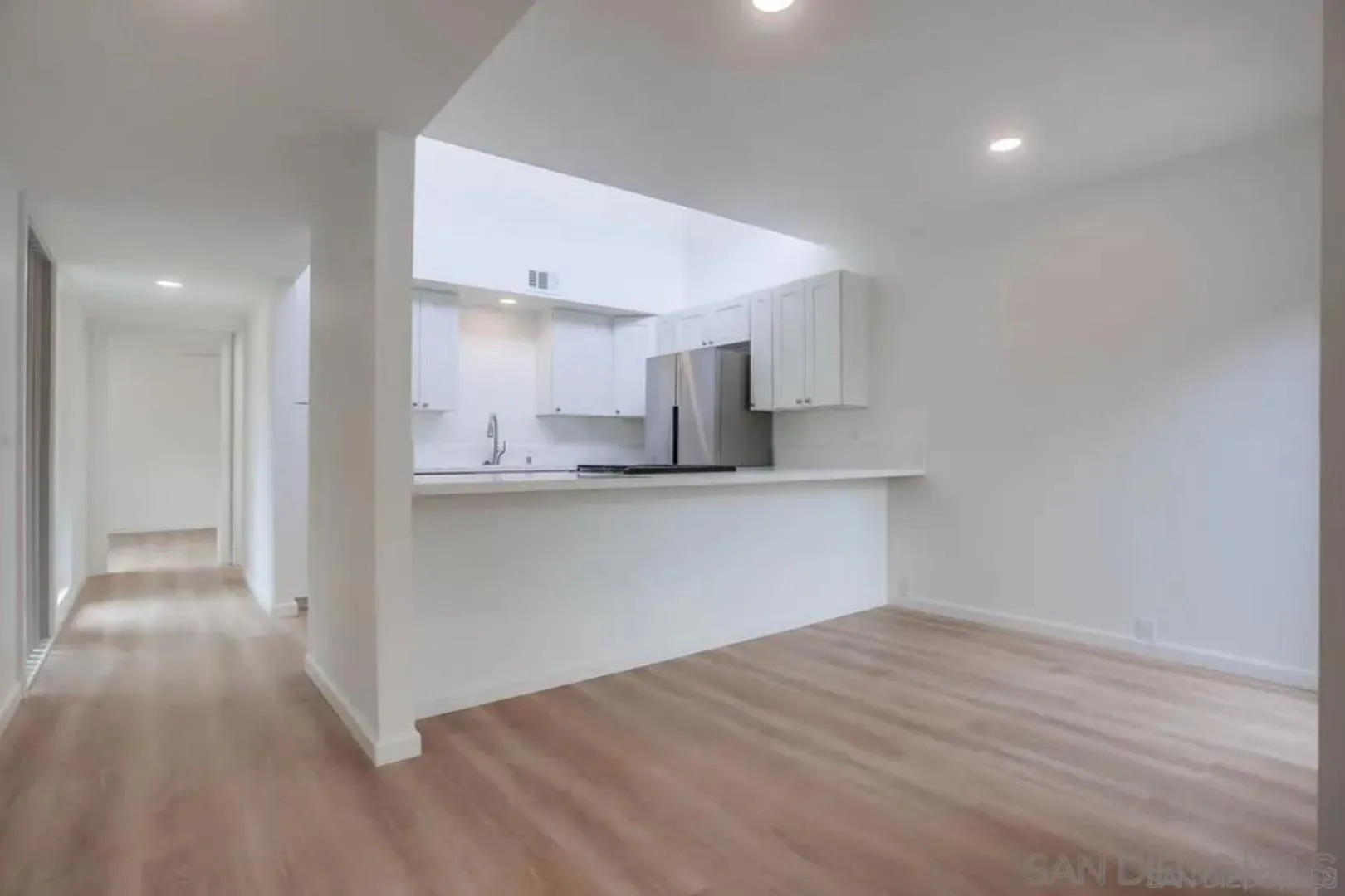 743 Bonair Way, Apt B