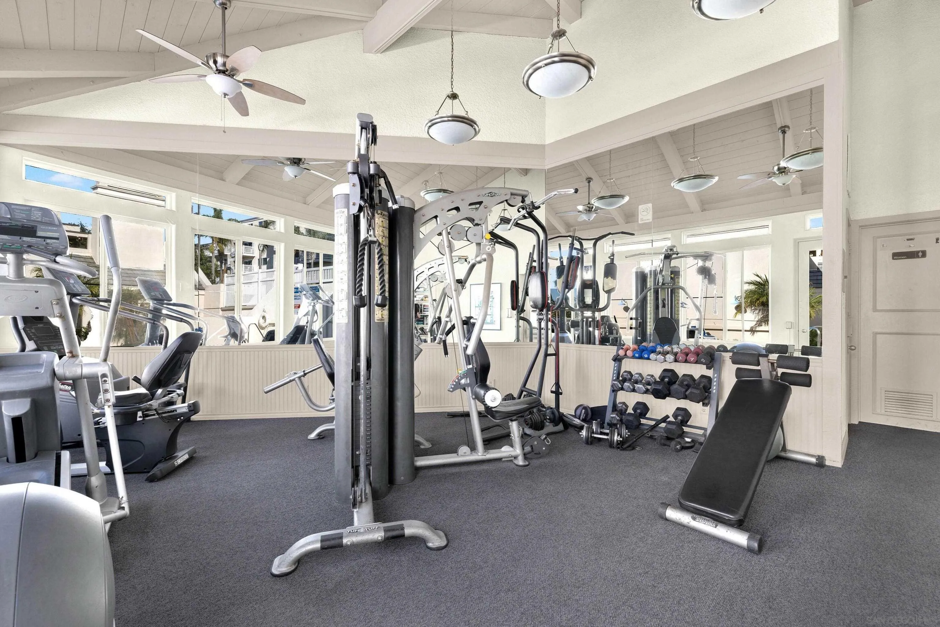 4015 Crown Point Dr Unit 102