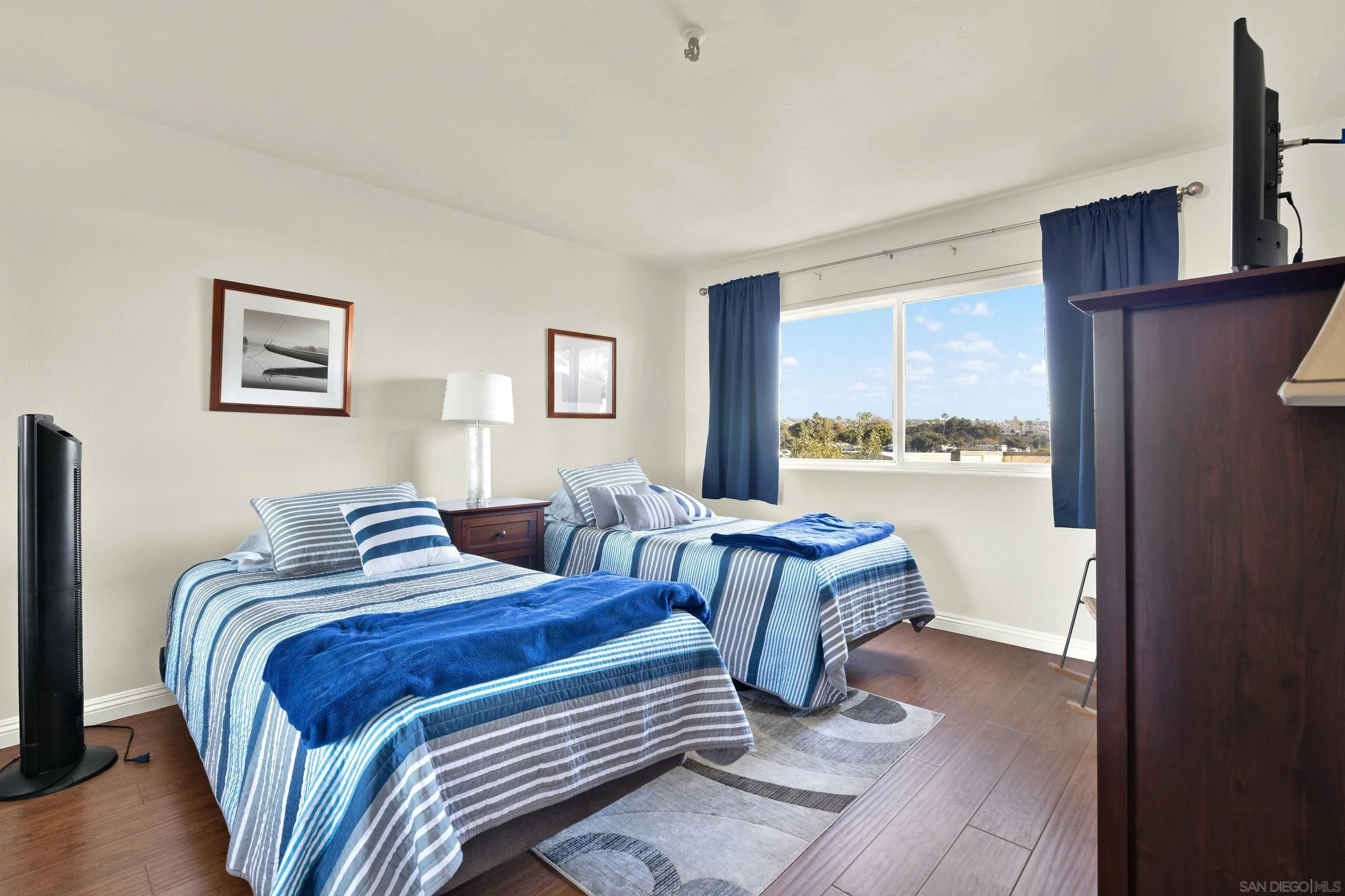 4015 Crown Point Dr Unit 102