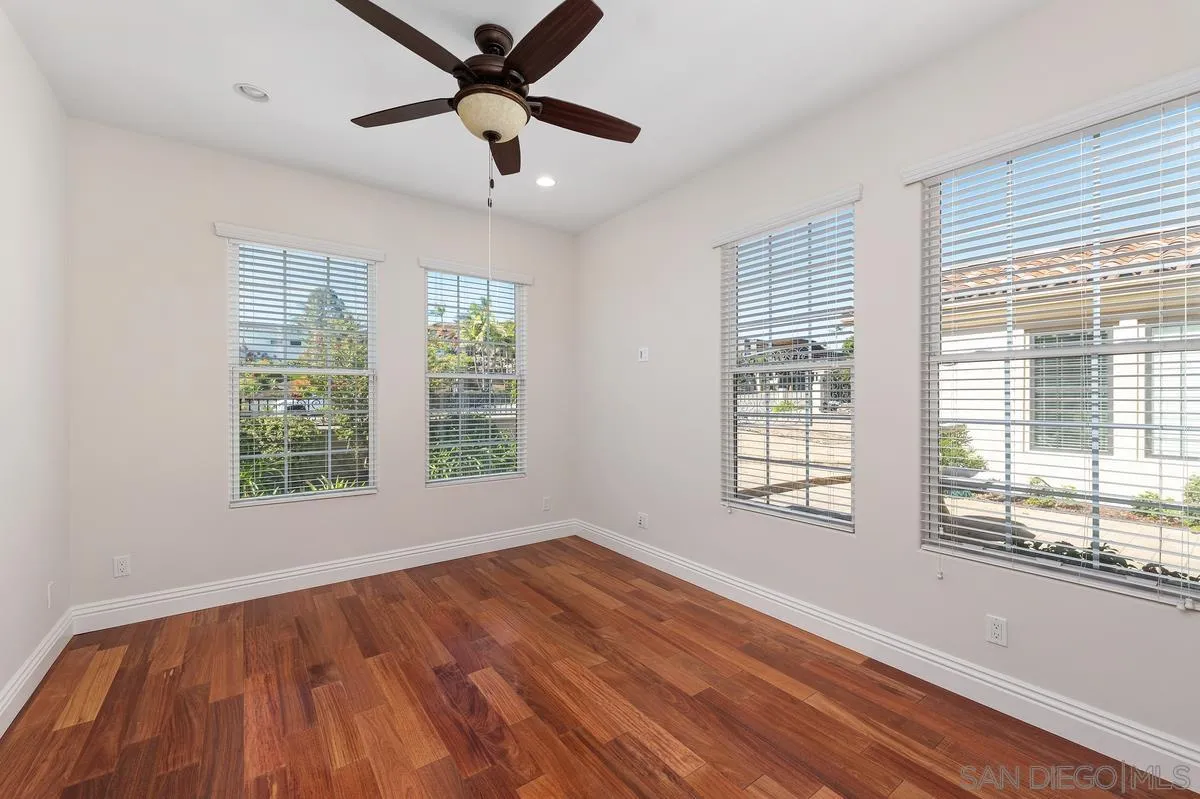 5971 La Jolla Mesa Dr