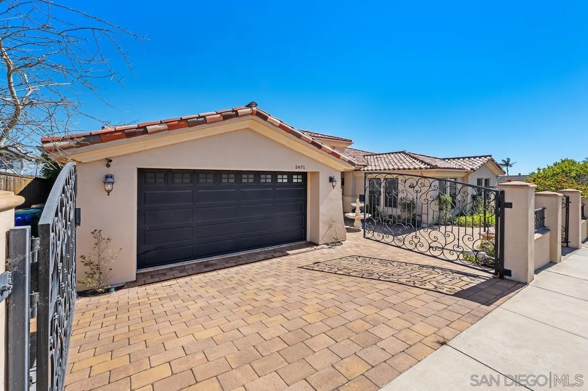 5971 La Jolla Mesa Dr