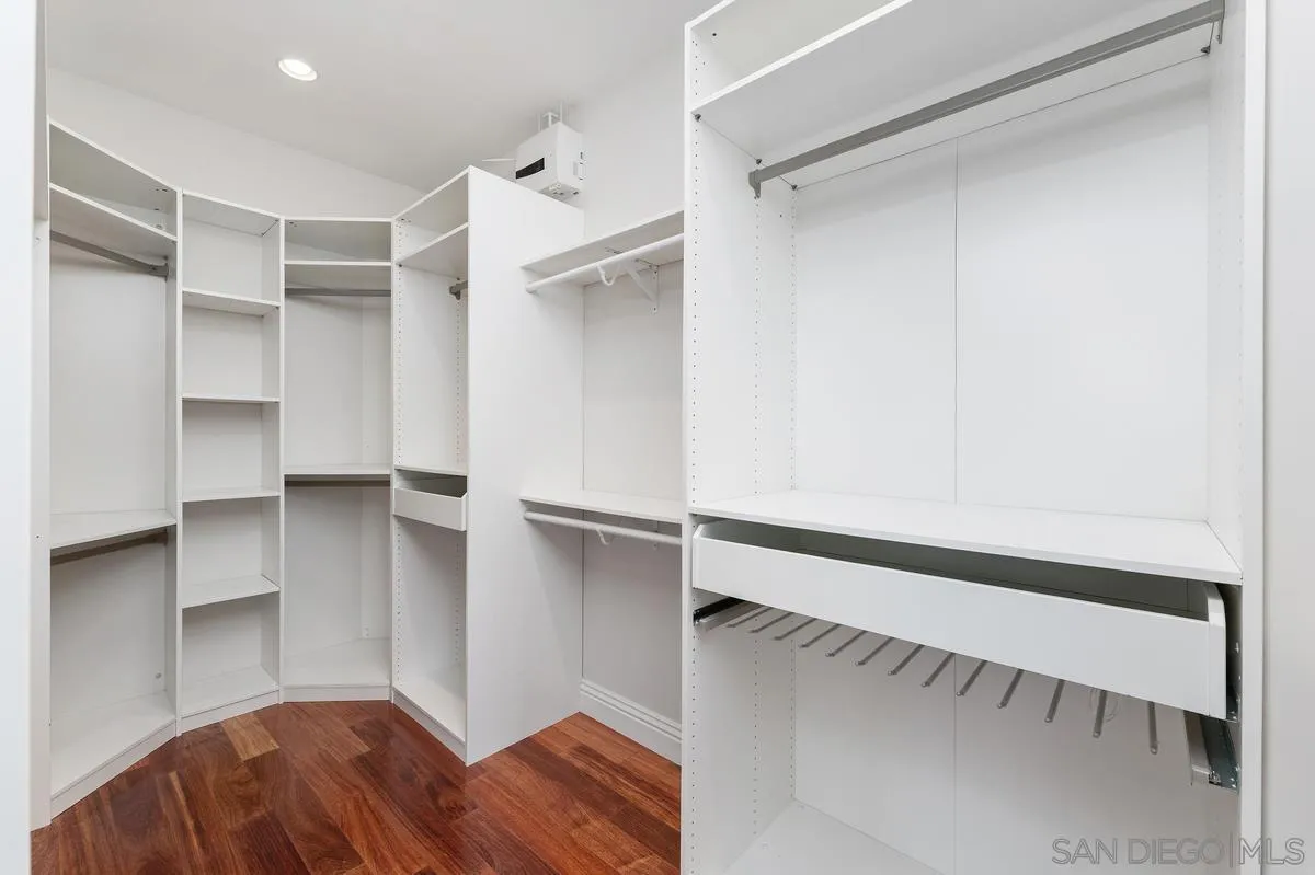 5971 La Jolla Mesa Dr