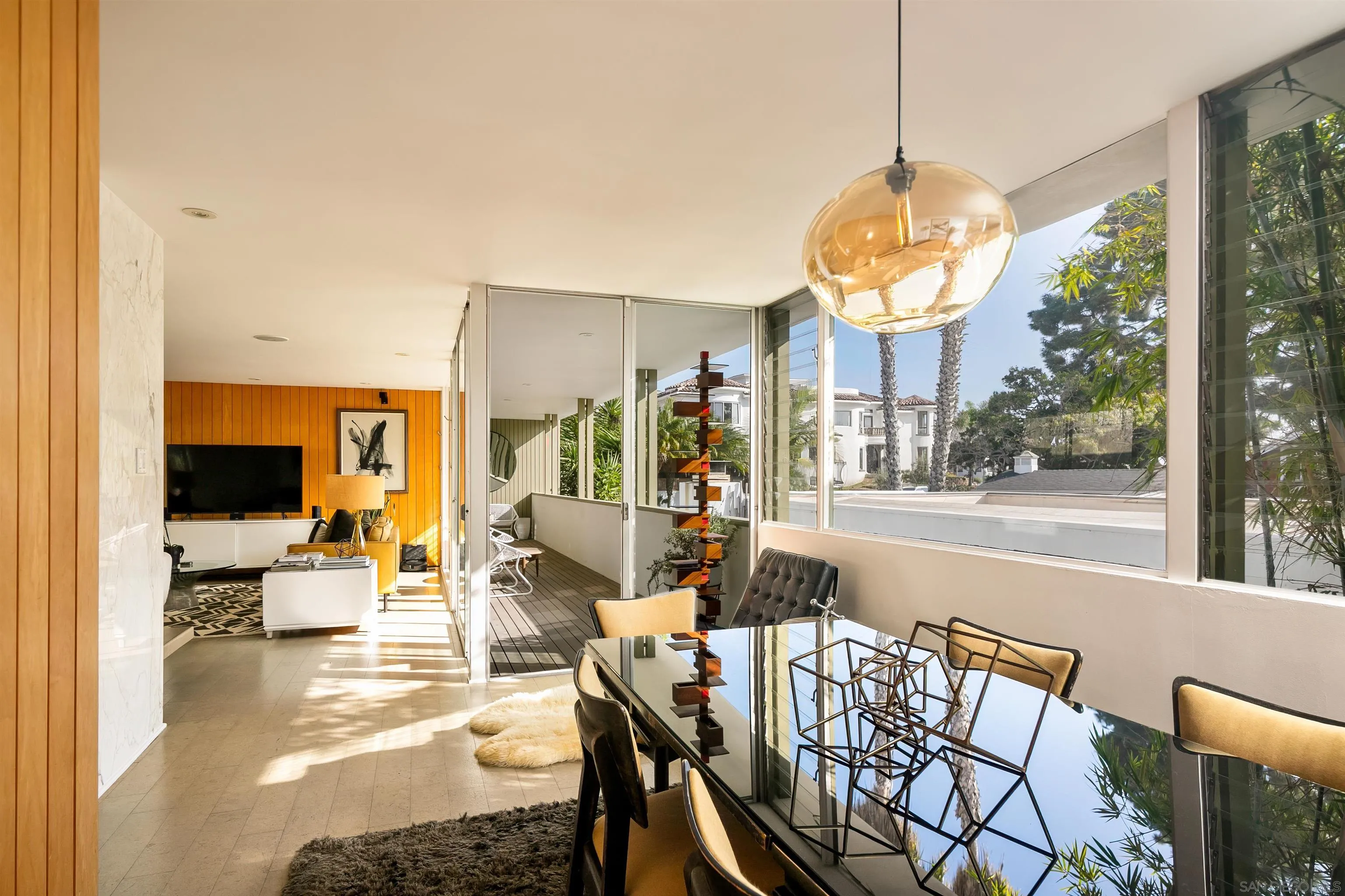 5622 Linda Rosa Ave