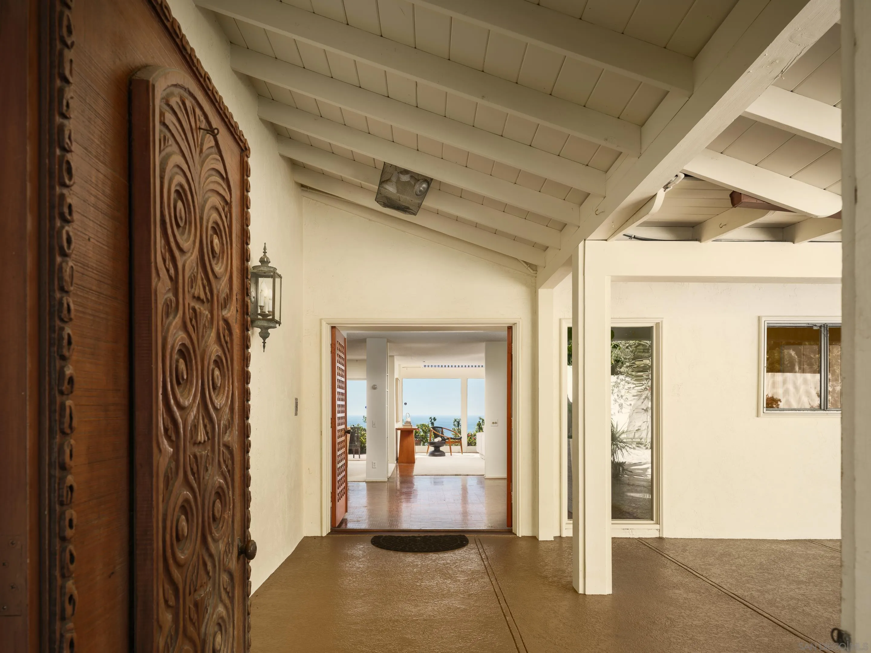 2586 Calle Del Oro