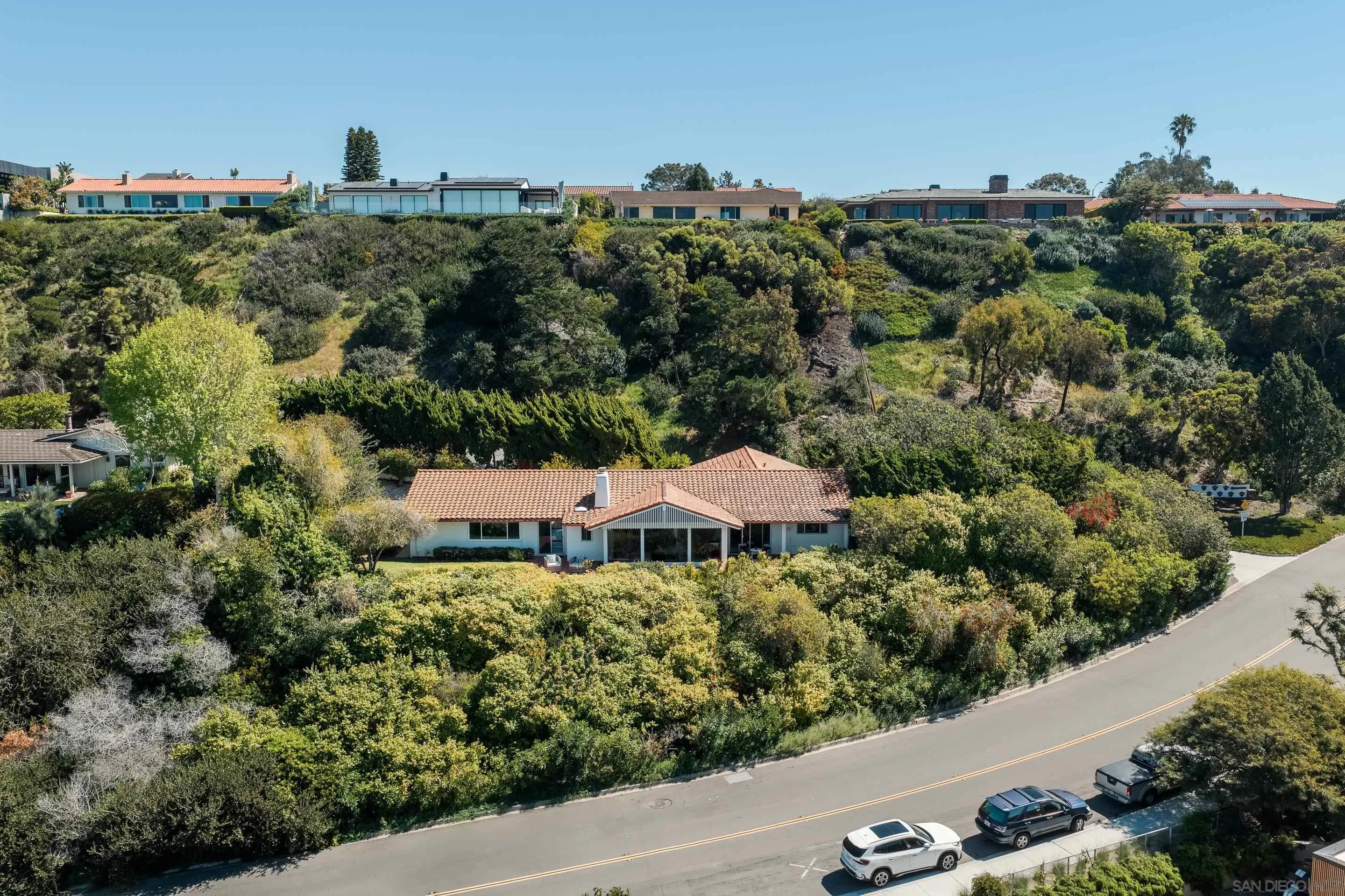 2586 Calle Del Oro