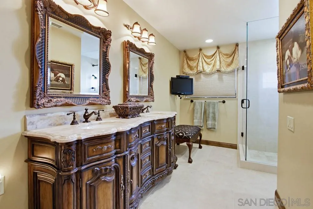 1366 Camino Lujan