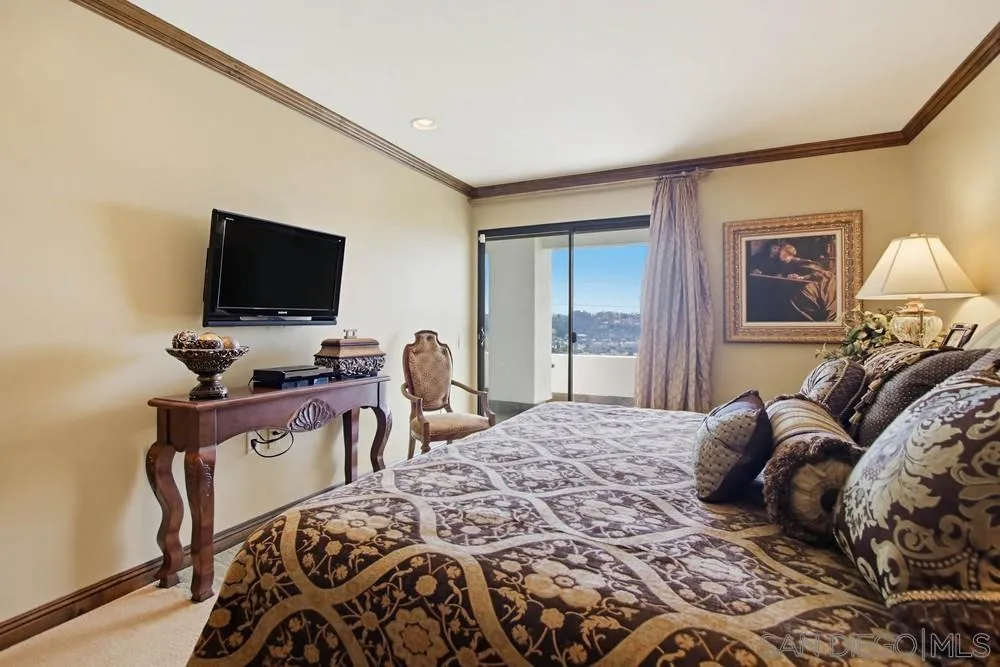 1366 Camino Lujan