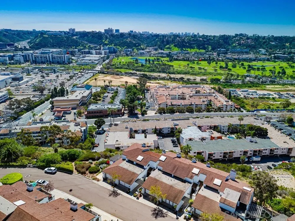 1366 Camino Lujan