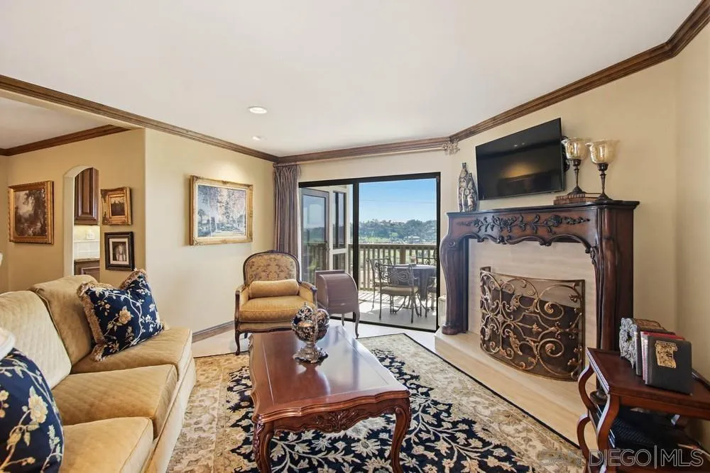 1366 Camino Lujan