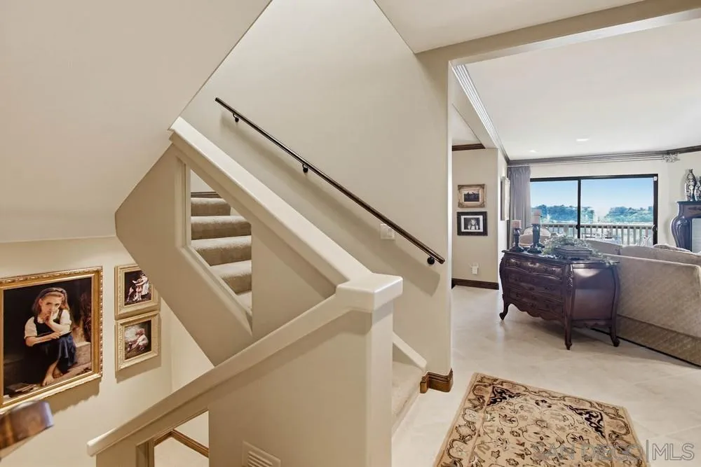 1366 Camino Lujan