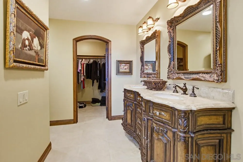 1366 Camino Lujan
