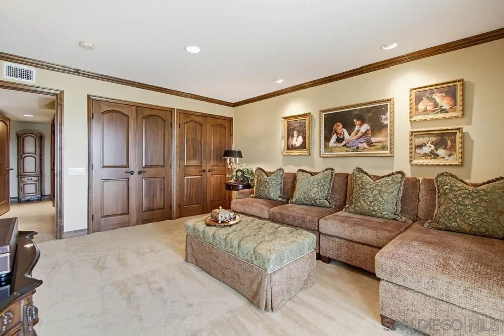 1366 Camino Lujan