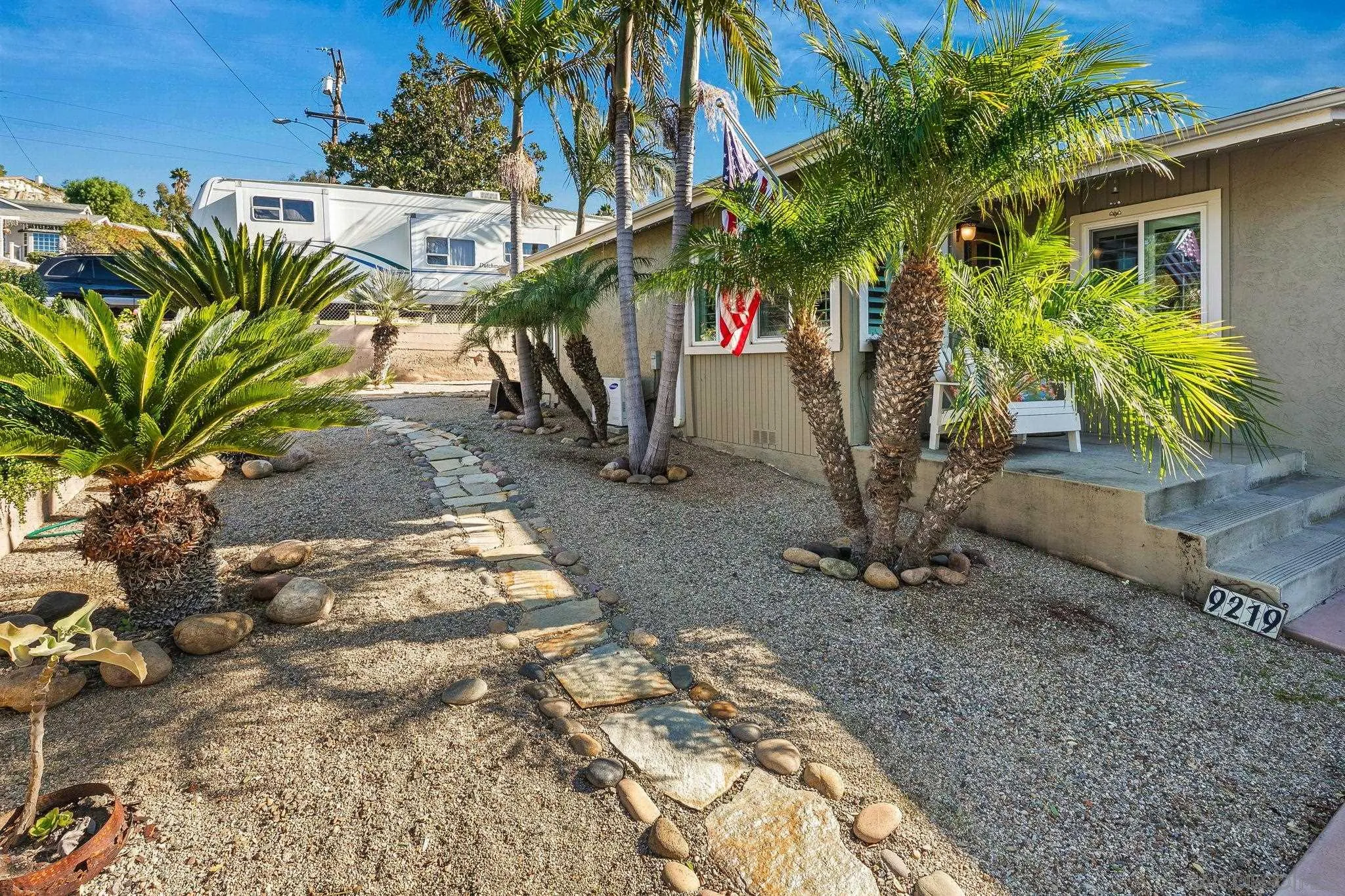 9219 Brookside Cir.